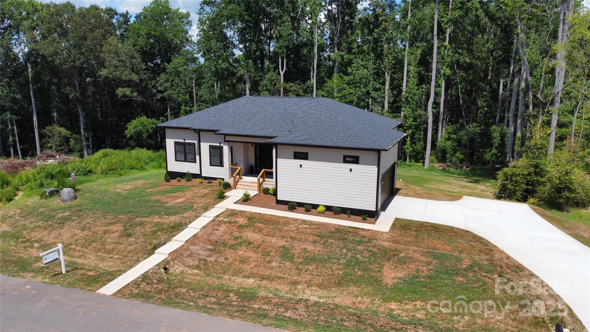 2004 Plain Field Drive — Bessemer City