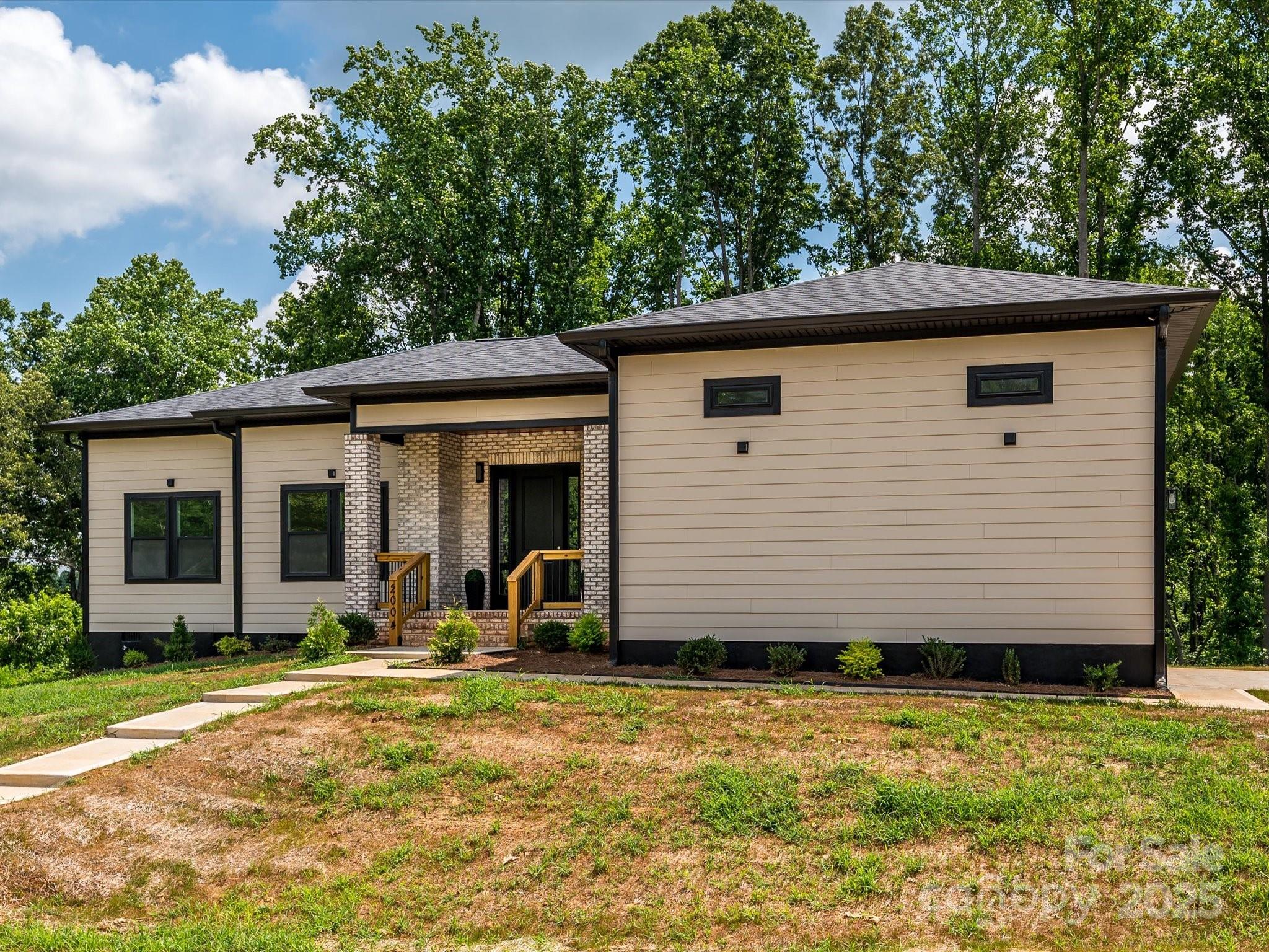 2004 Plain Field Drive — Bessemer City