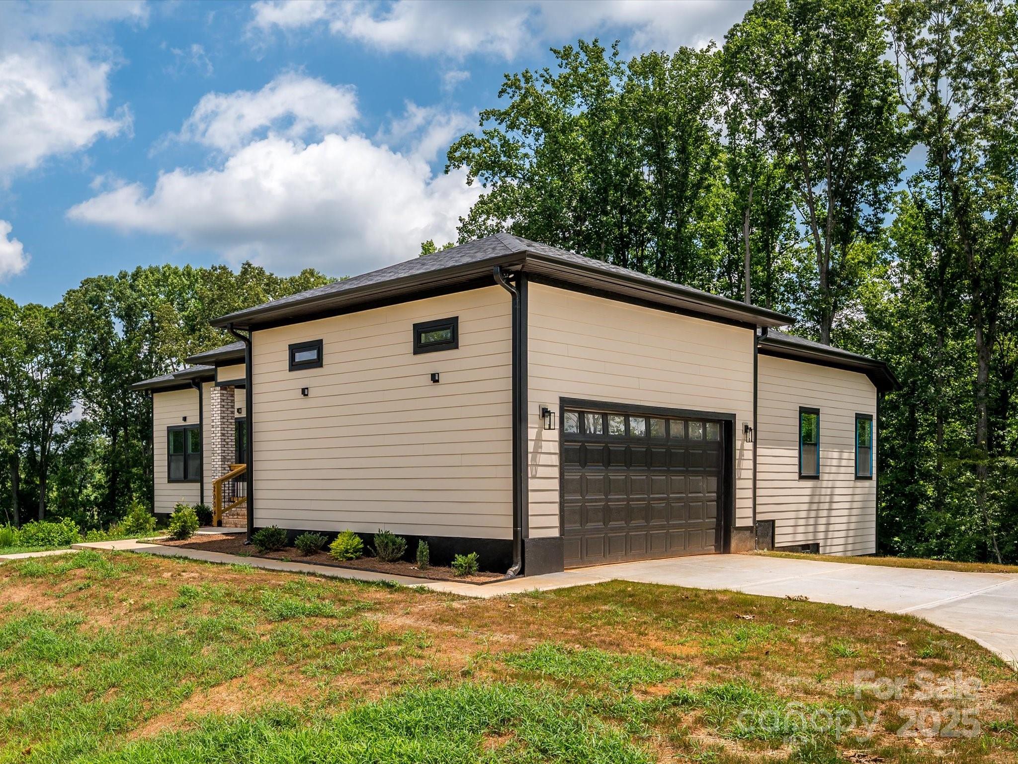2004 Plain Field Drive — Bessemer City