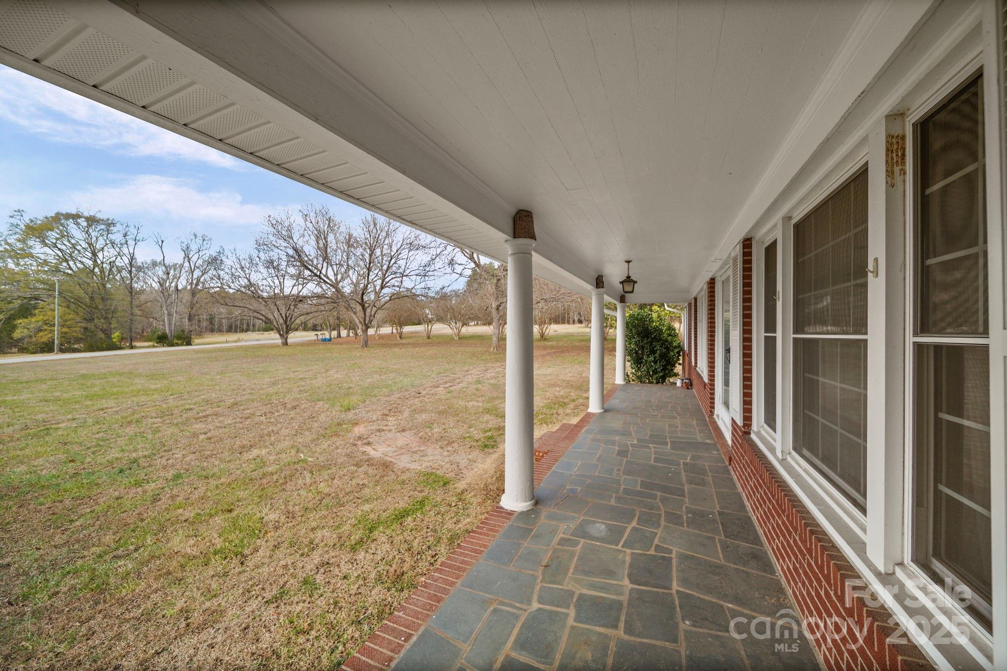 1223 Walker Road — Mount Pleasant