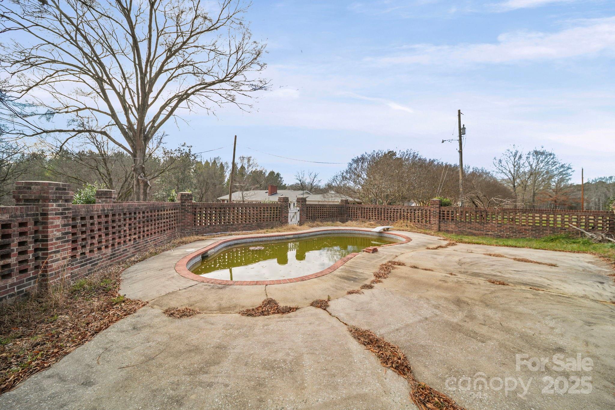 1223 Walker Road — Mount Pleasant