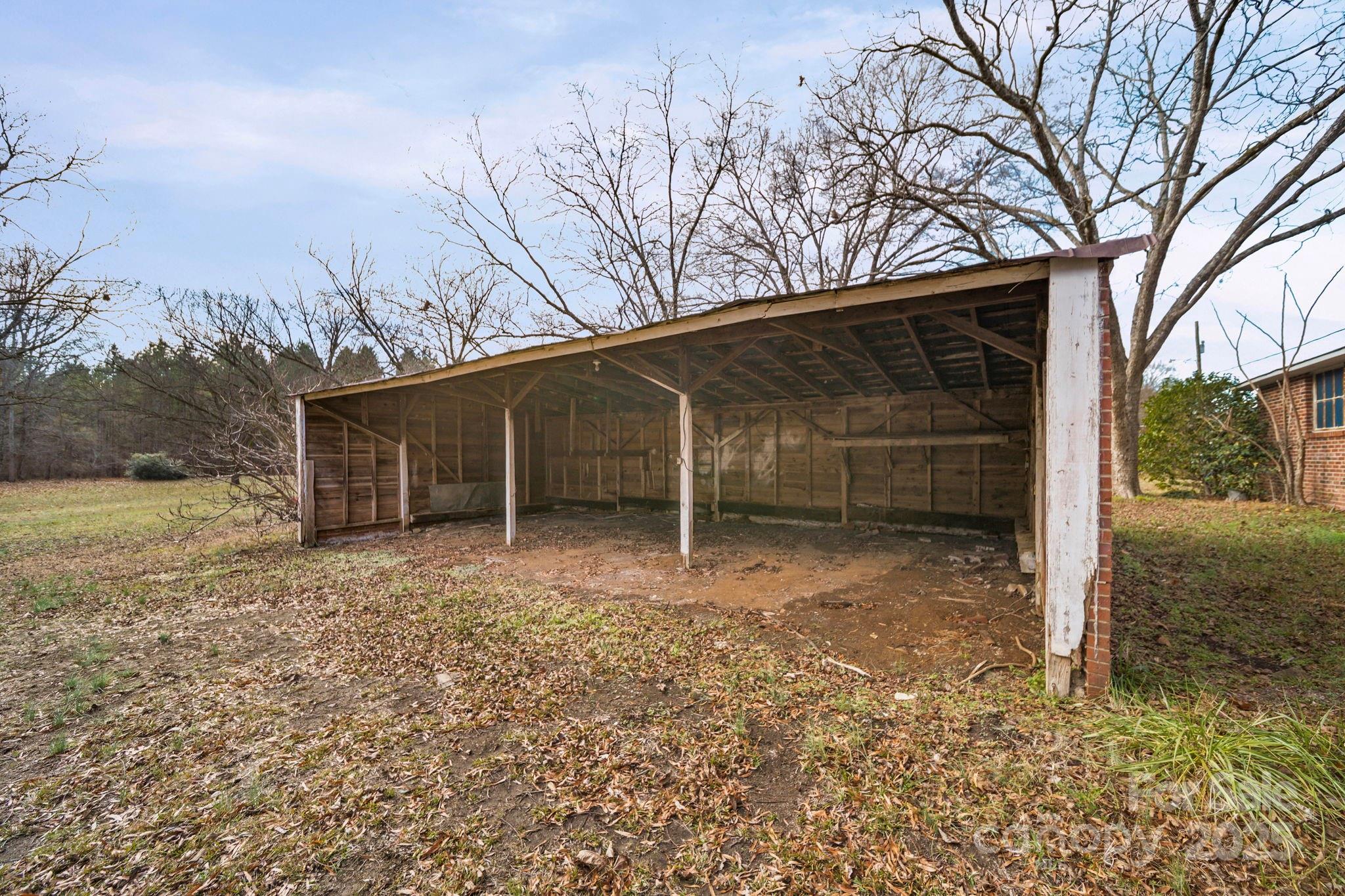 1223 Walker Road — Mount Pleasant