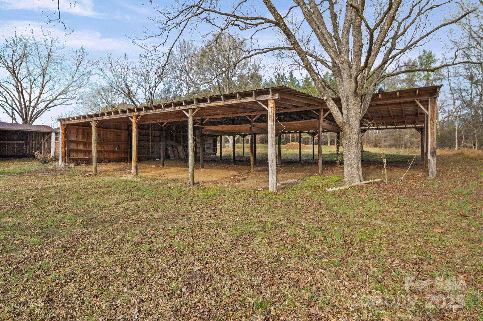 1223 Walker Road — Mount Pleasant