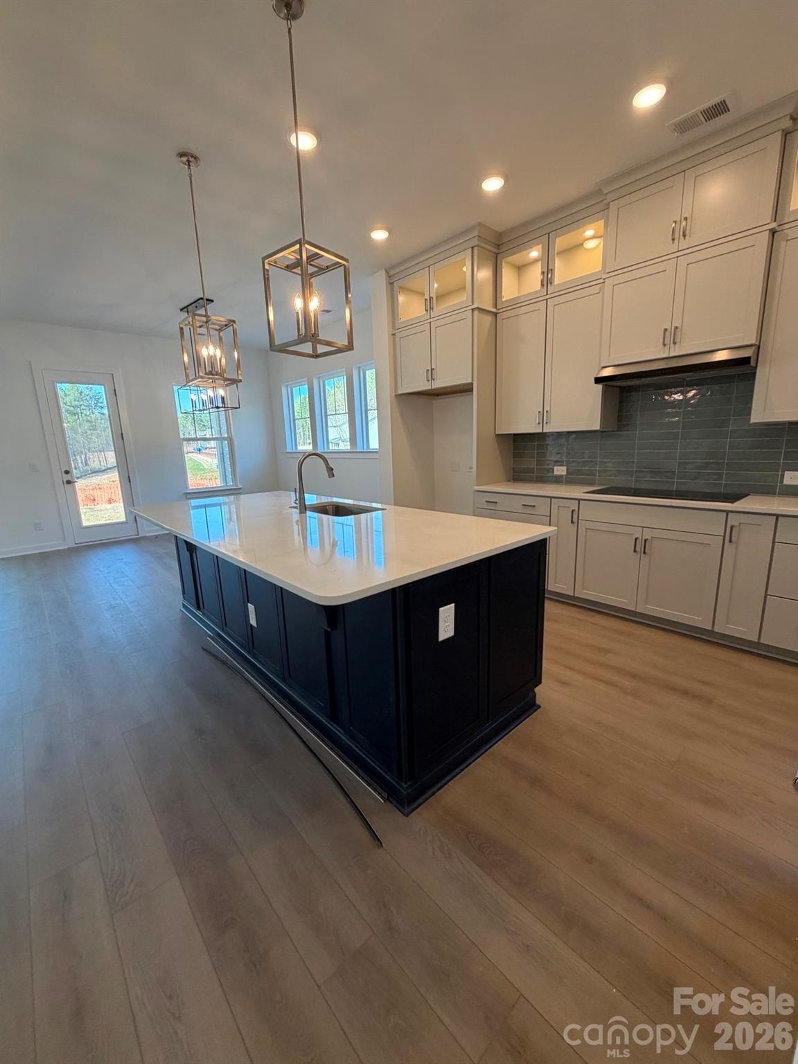 6104 Westheart Way — Charlotte