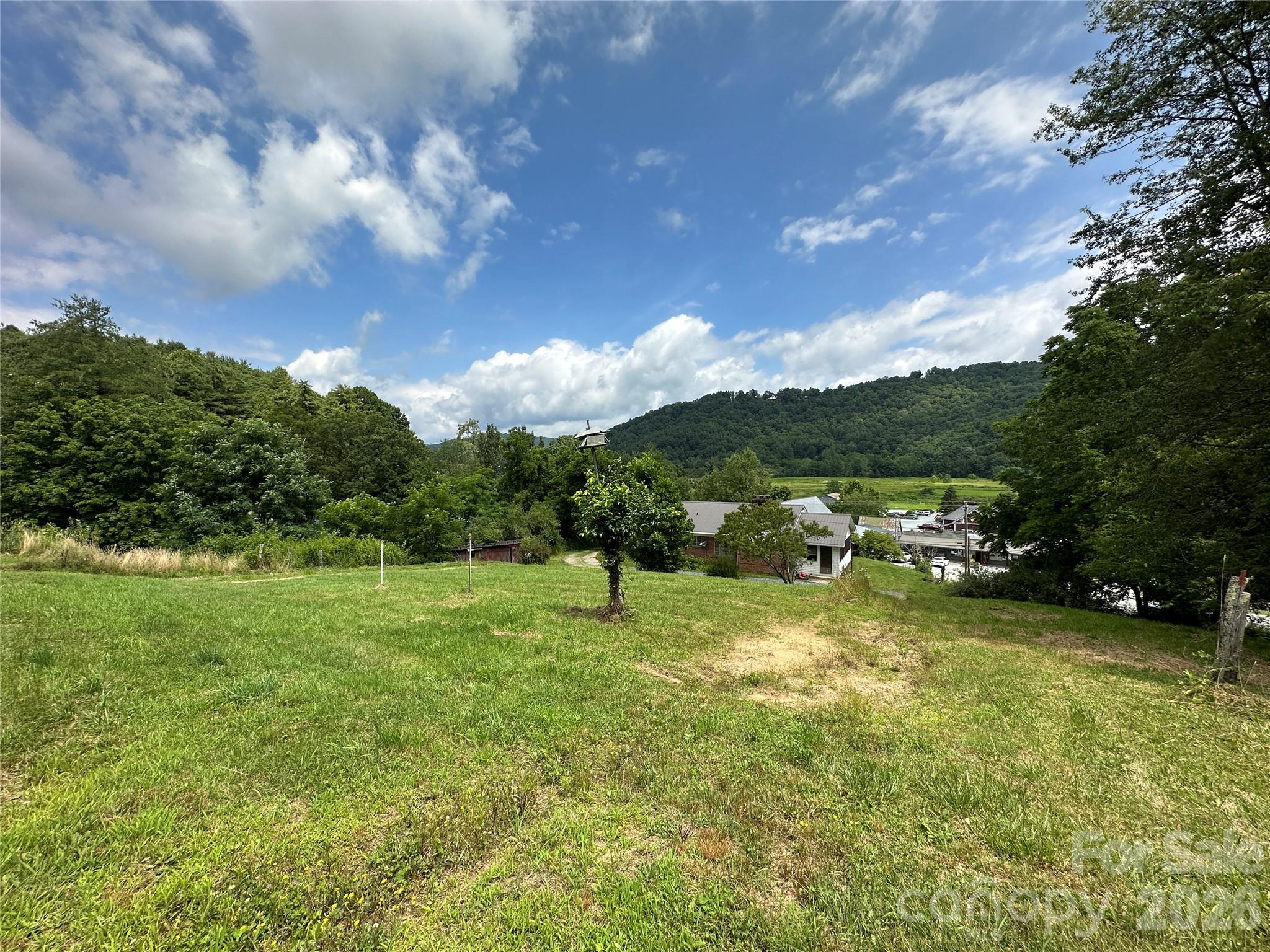 3606 NC Highway 194 None S — Sugar Grove