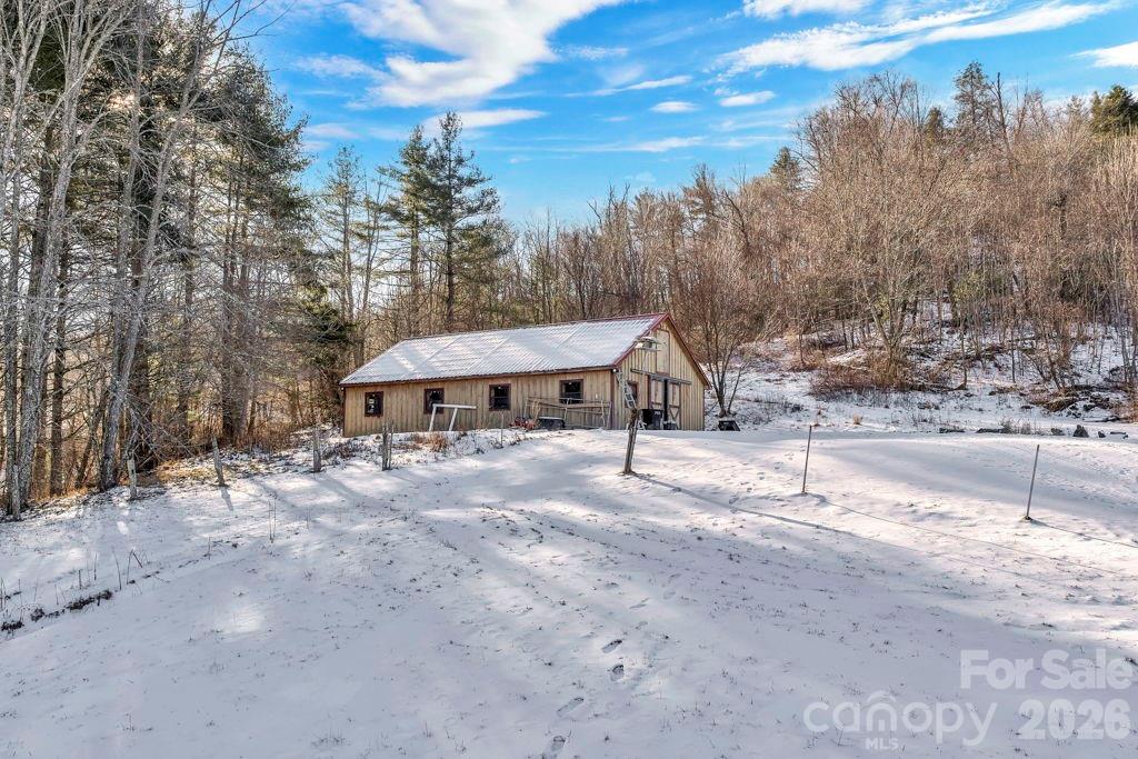 3606 NC Highway 194 None S — Sugar Grove