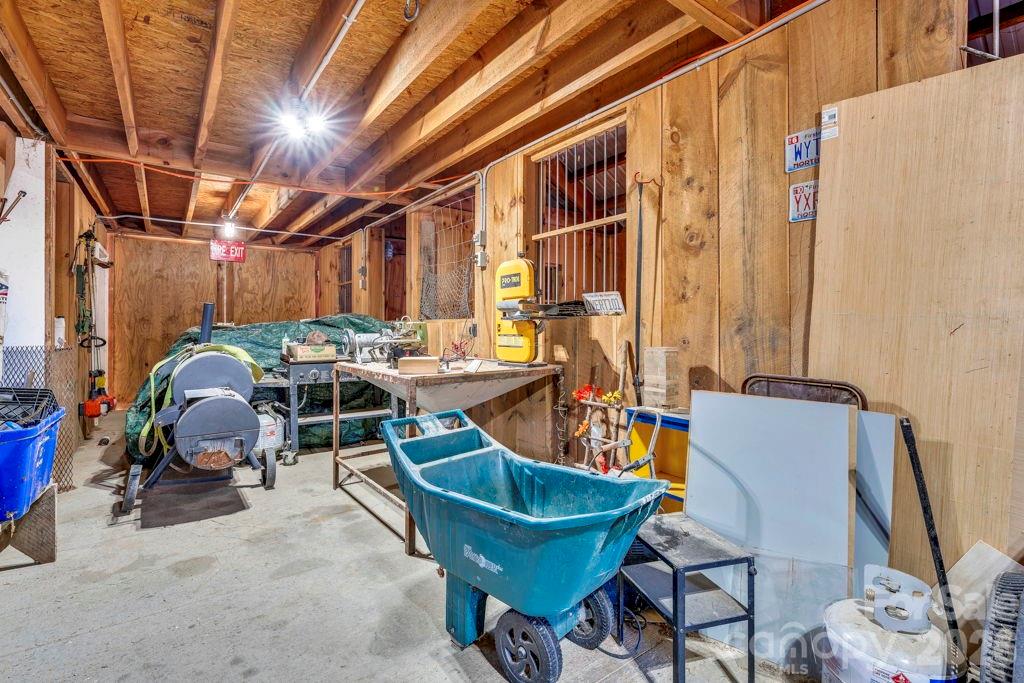3606 NC Highway 194 None S — Sugar Grove