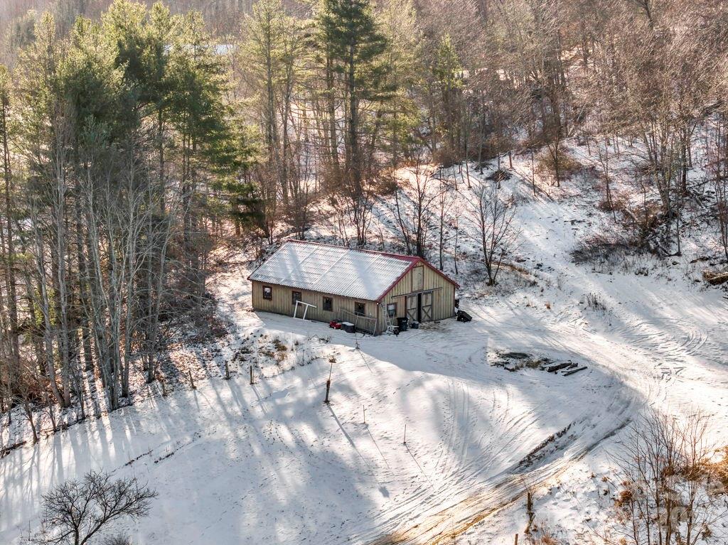 3606 NC Highway 194 None S — Sugar Grove