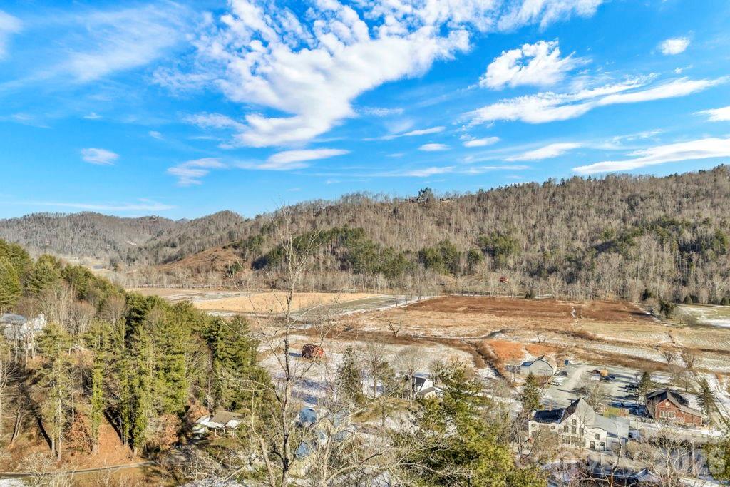 3606 NC Highway 194 None S — Sugar Grove