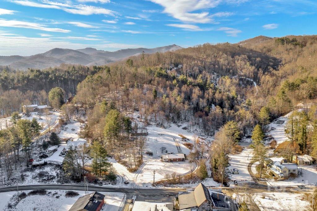 3606 NC Highway 194 None S — Sugar Grove