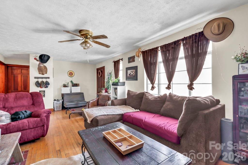 3606 NC Highway 194 None S — Sugar Grove