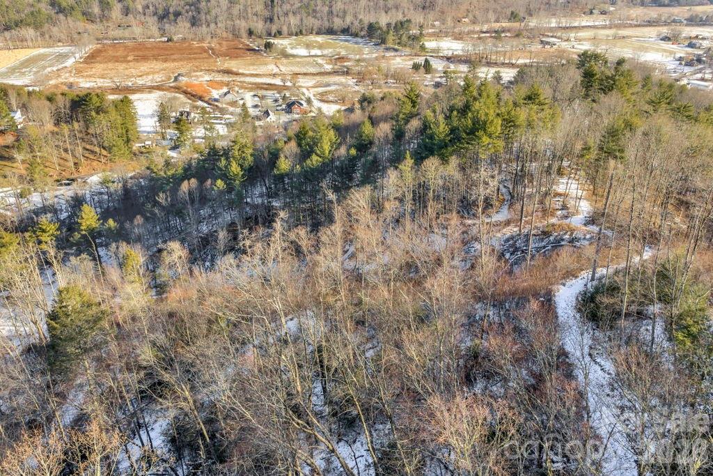 3606 NC Highway 194 None S — Sugar Grove