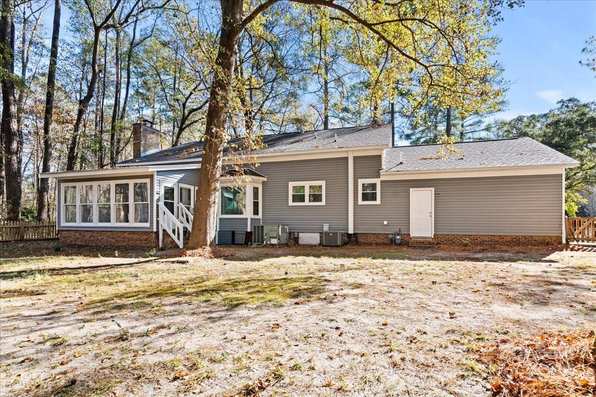 305 Virginia Avenue — Cheraw