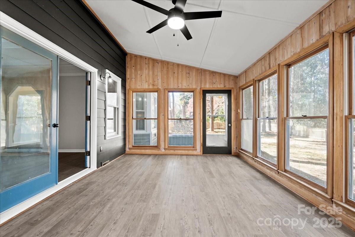305 Virginia Avenue — Cheraw