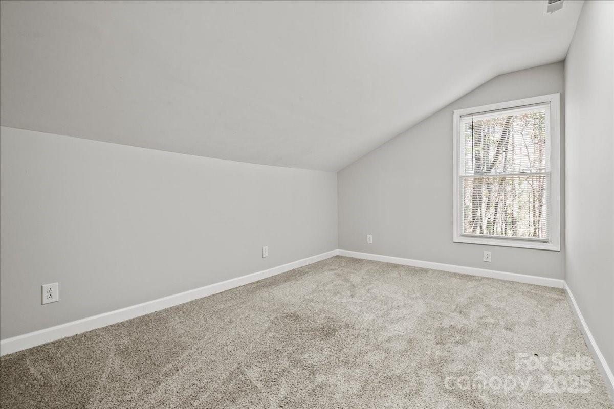 305 Virginia Avenue — Cheraw