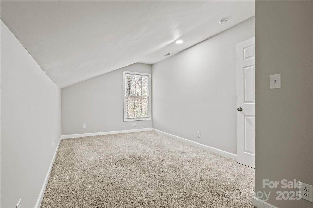 305 Virginia Avenue — Cheraw