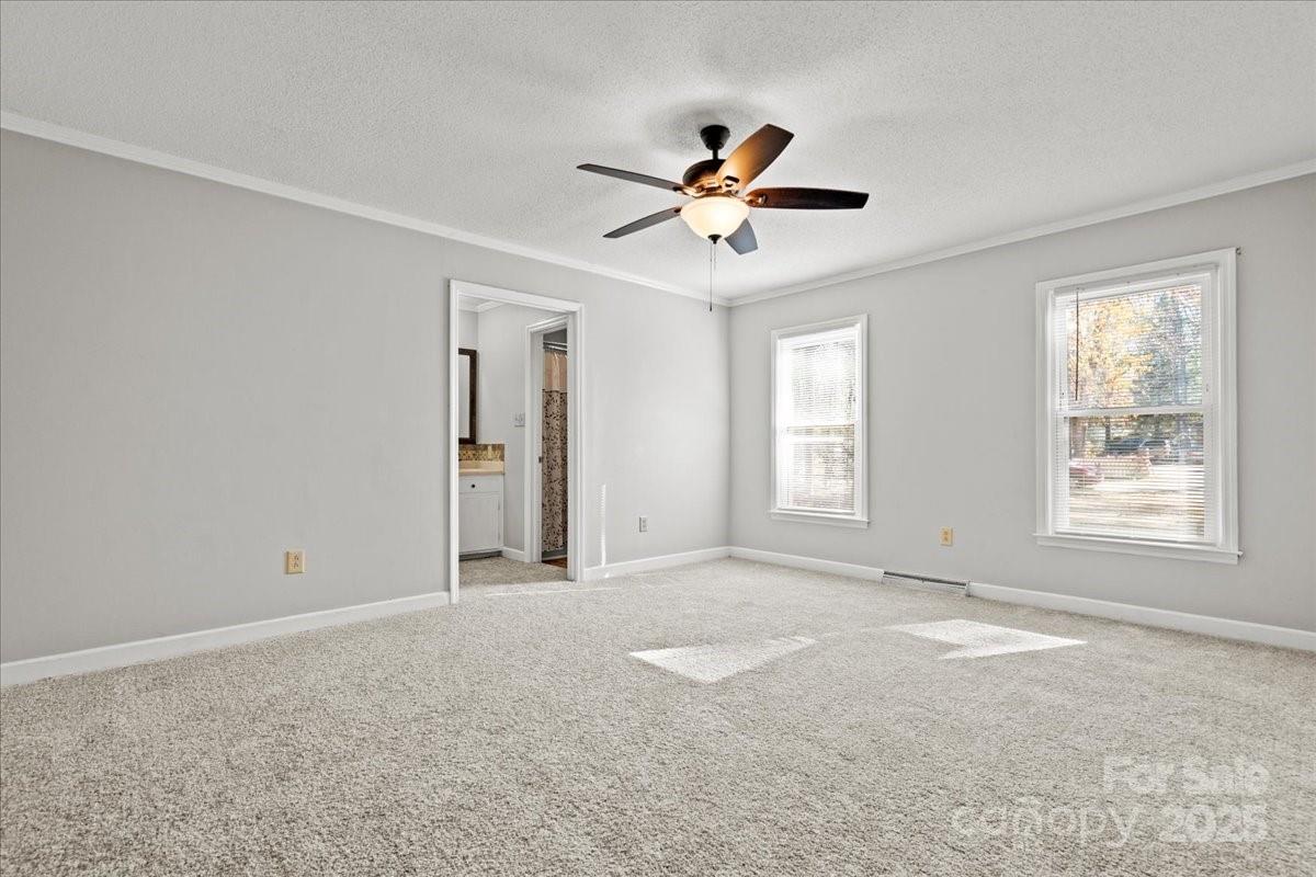 305 Virginia Avenue — Cheraw