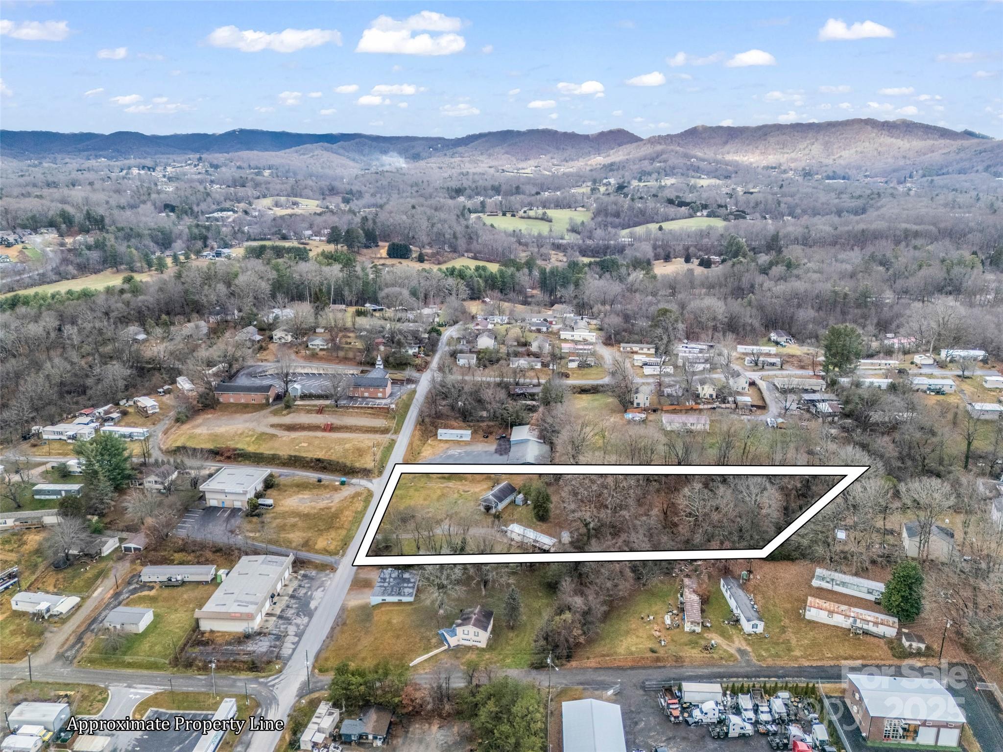 120 Maple Ridge Road — Candler