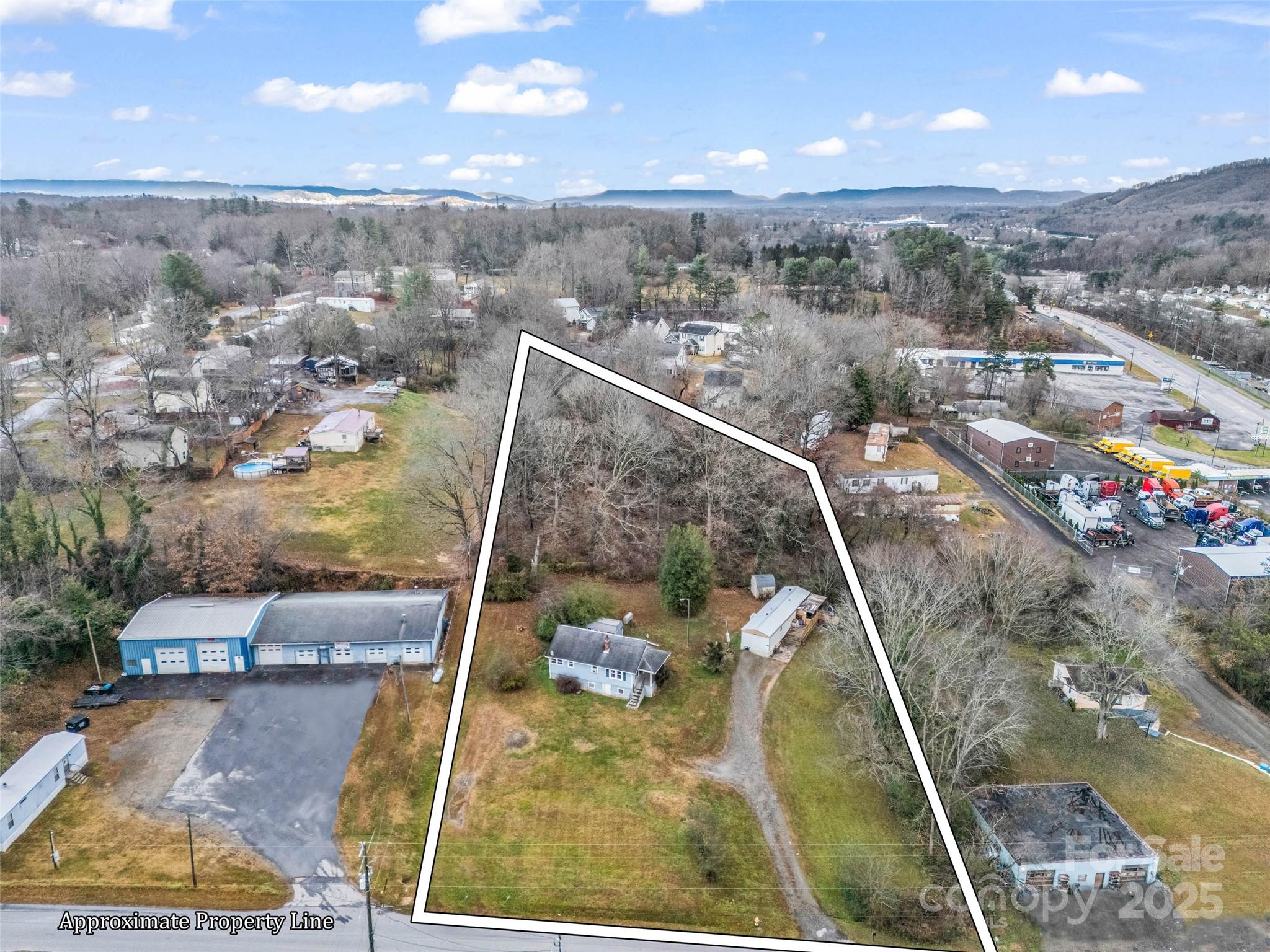 120 Maple Ridge Road — Candler