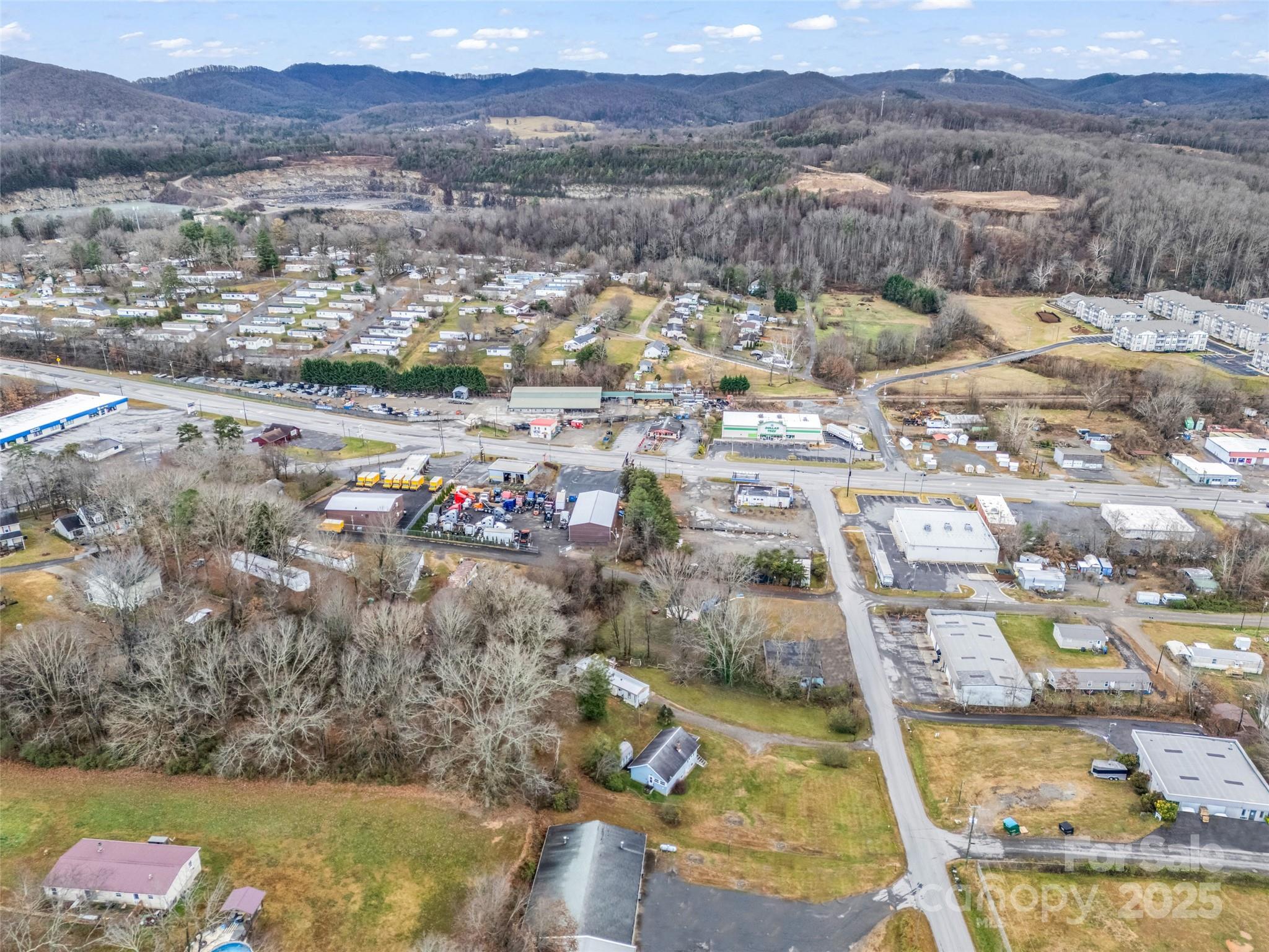 120 Maple Ridge Road — Candler