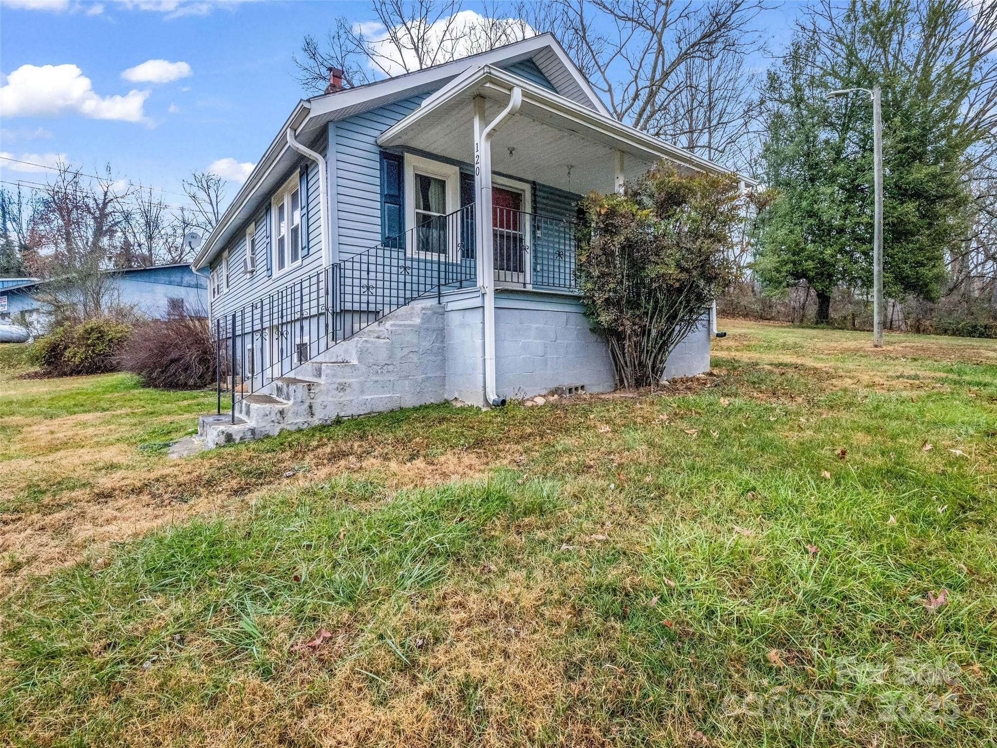 120 Maple Ridge Road — Candler