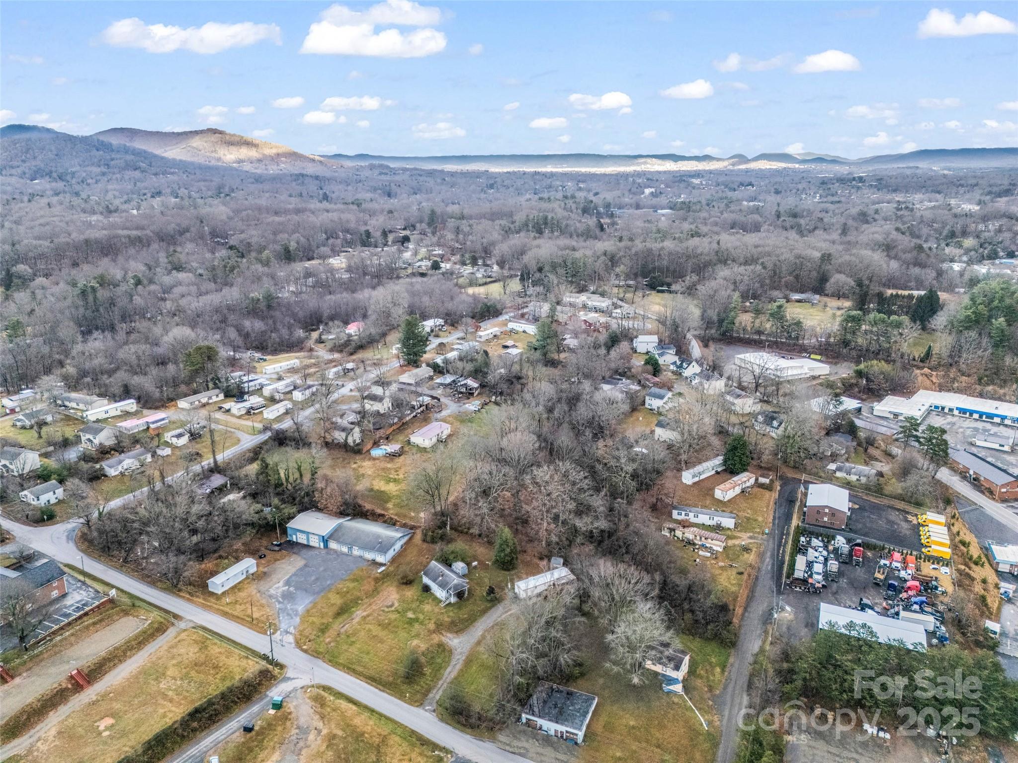 120 Maple Ridge Road — Candler