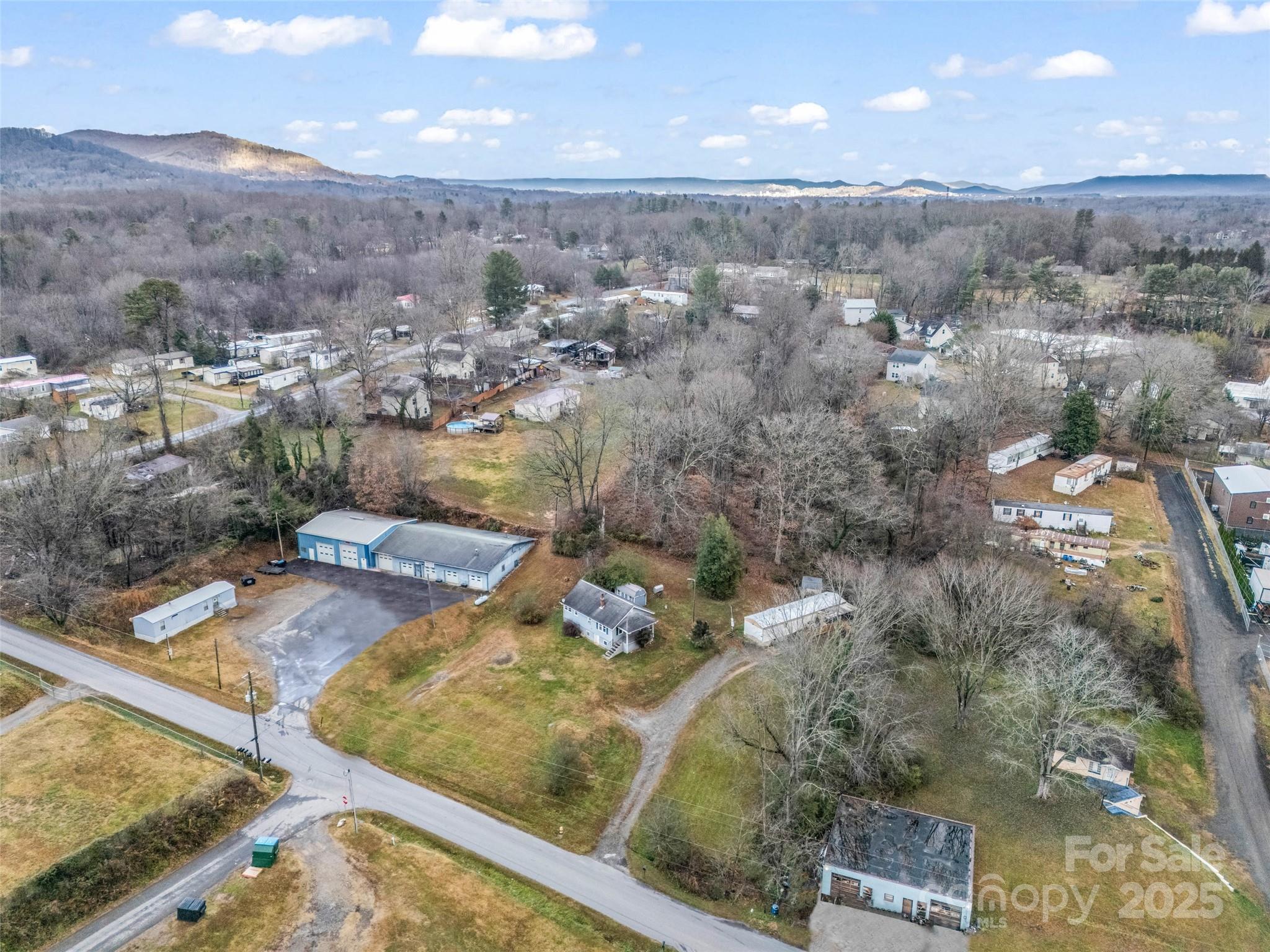 120 Maple Ridge Road — Candler