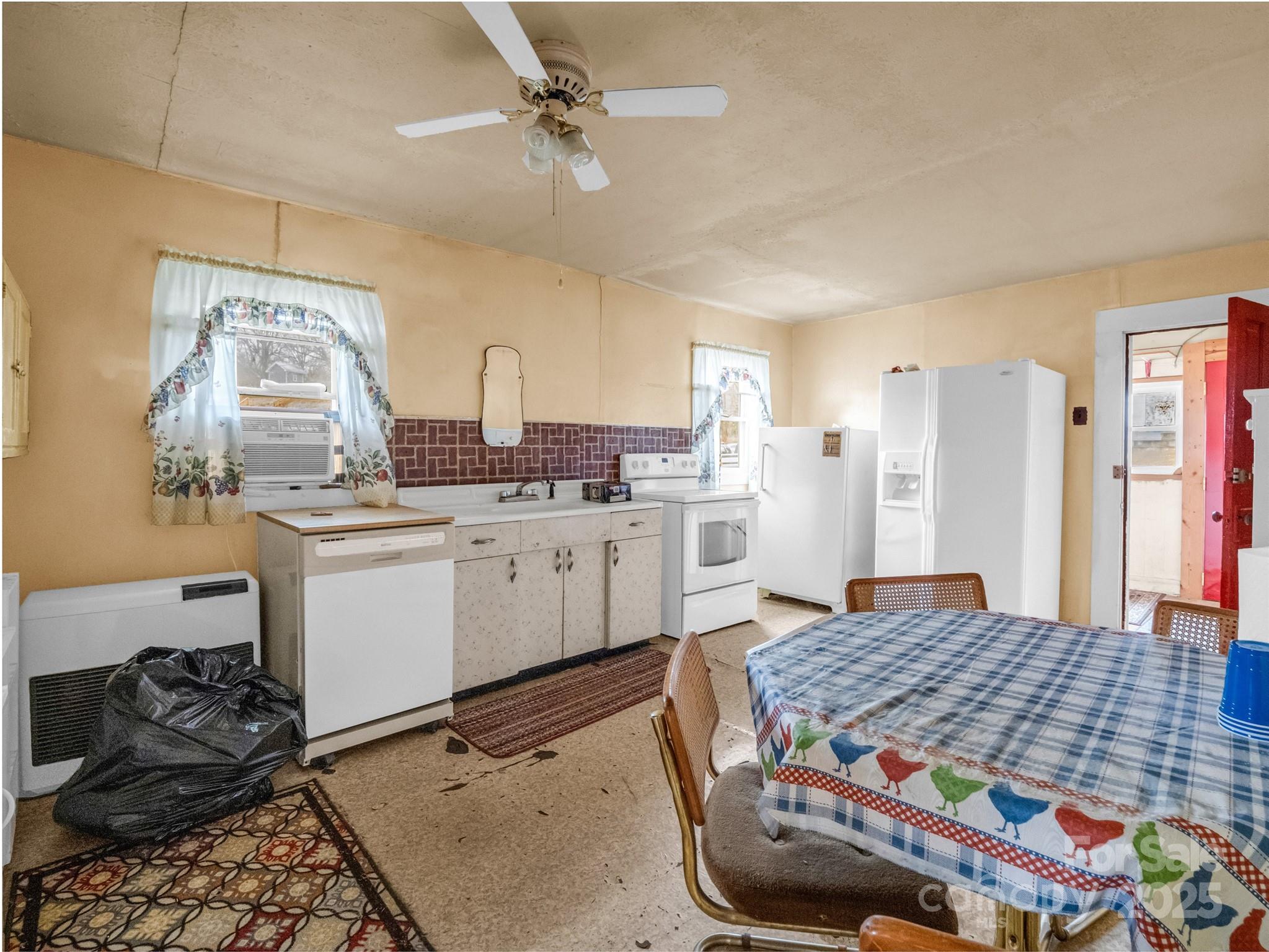 120 Maple Ridge Road — Candler