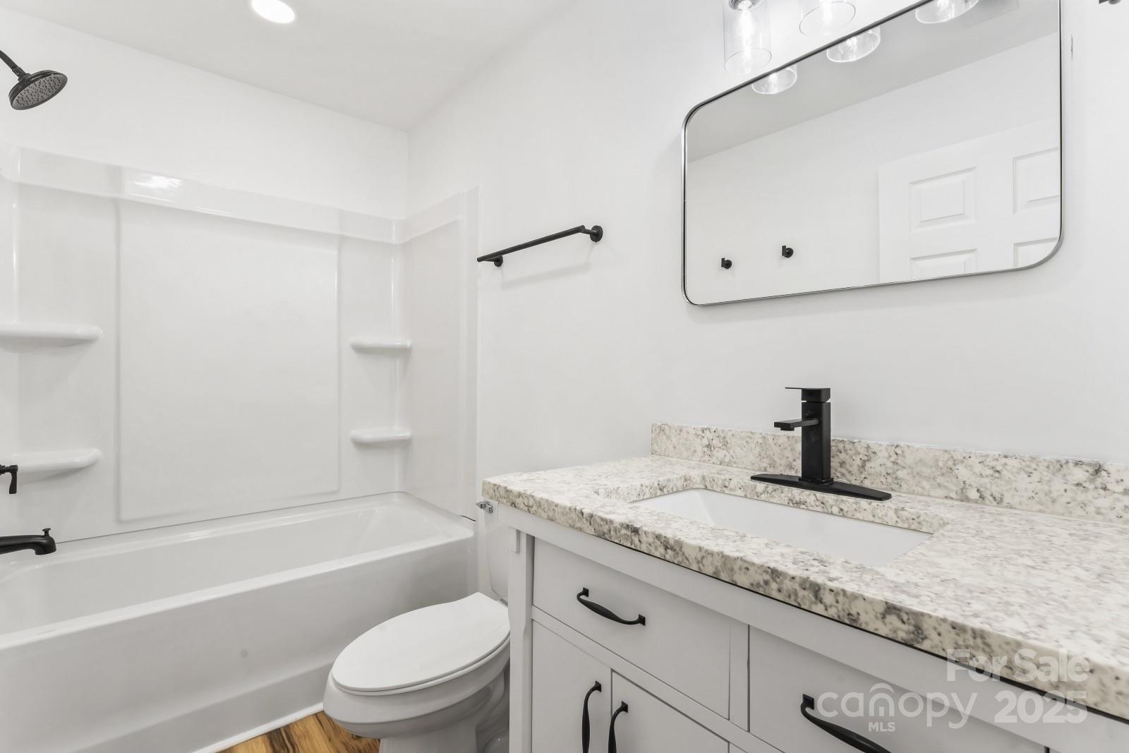 1050 Barnett Drive — Kings Mountain
