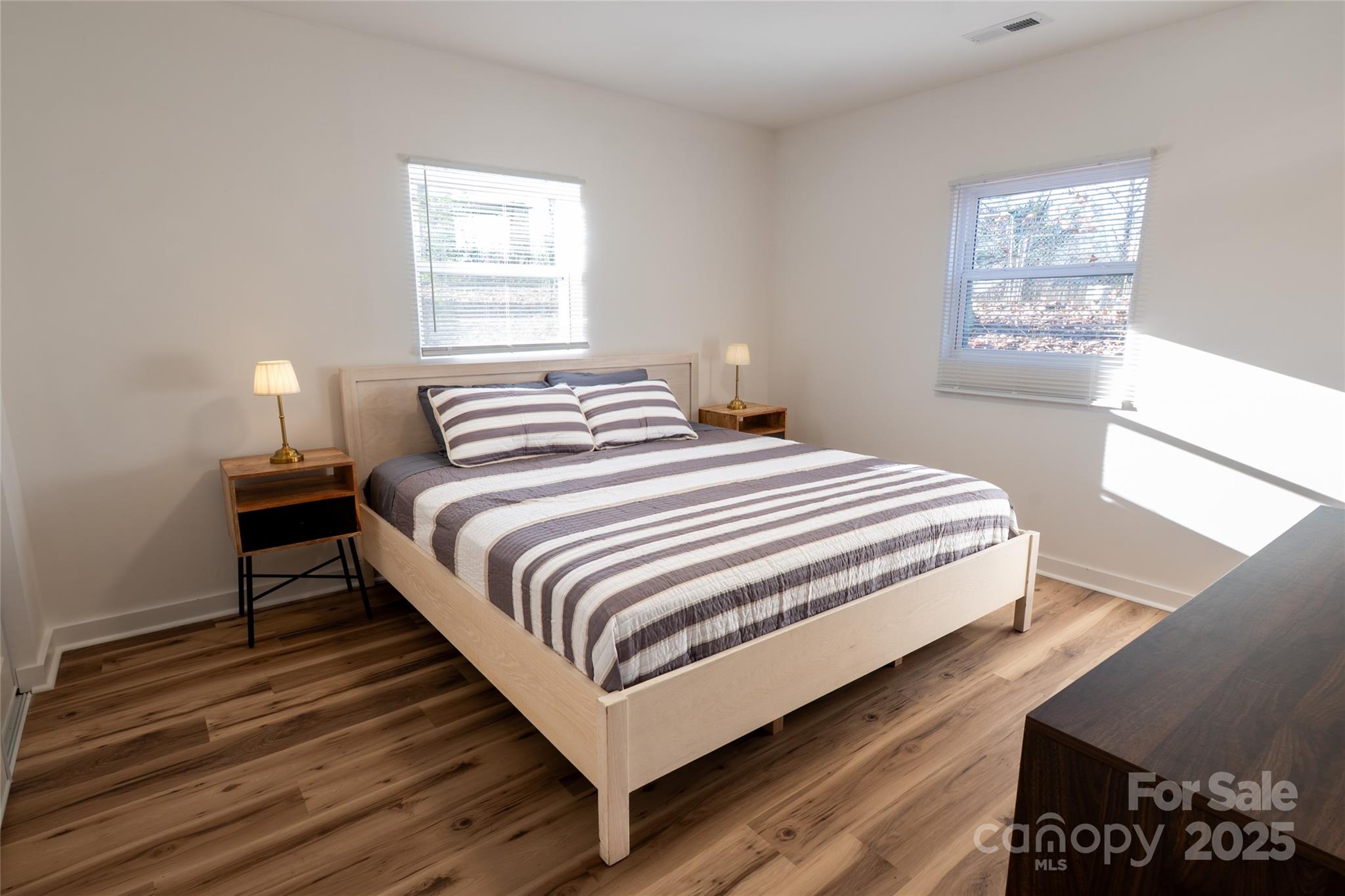 1050 Barnett Drive — Kings Mountain
