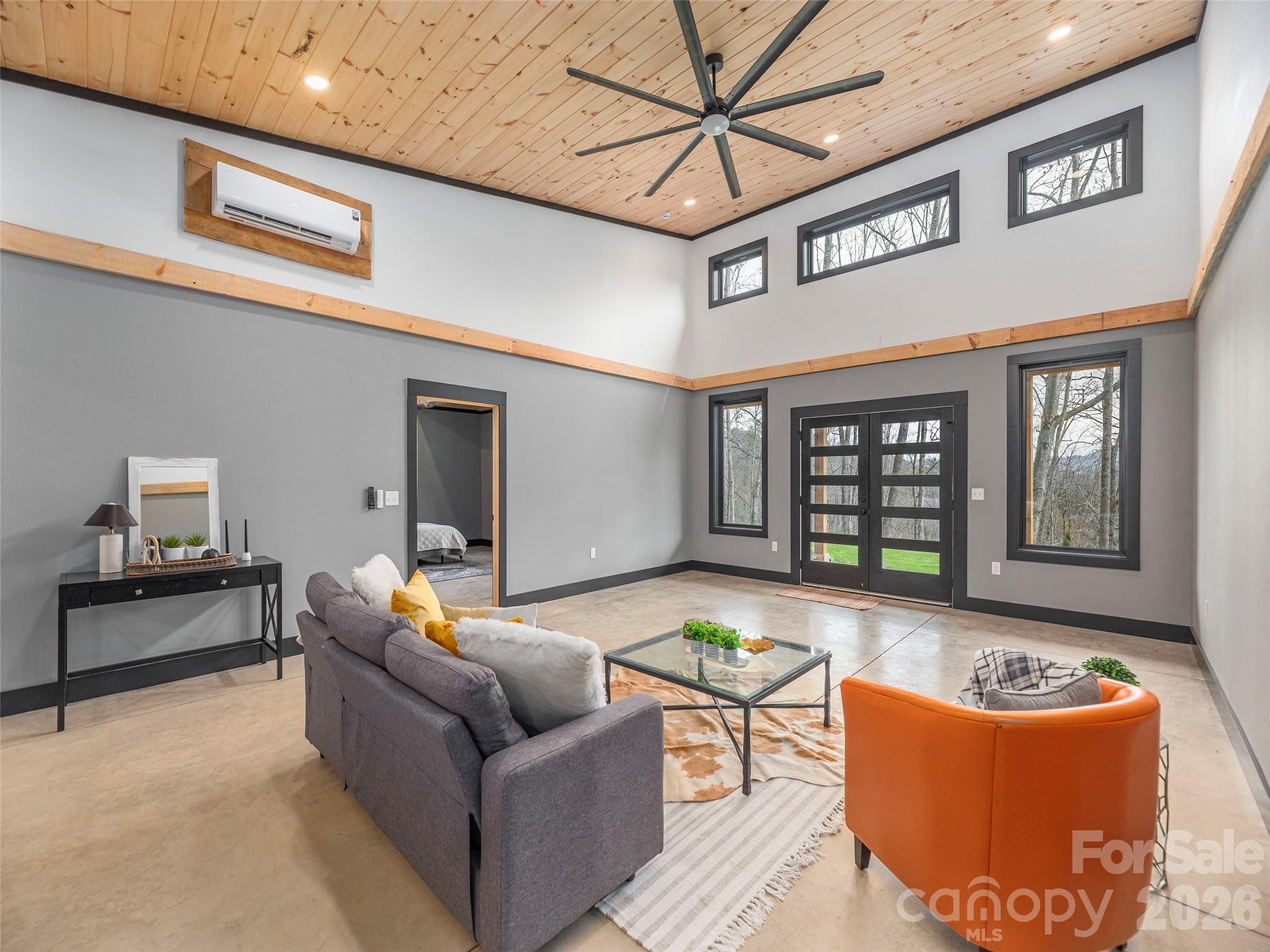 55 Dean Riddle Drive — Waynesville