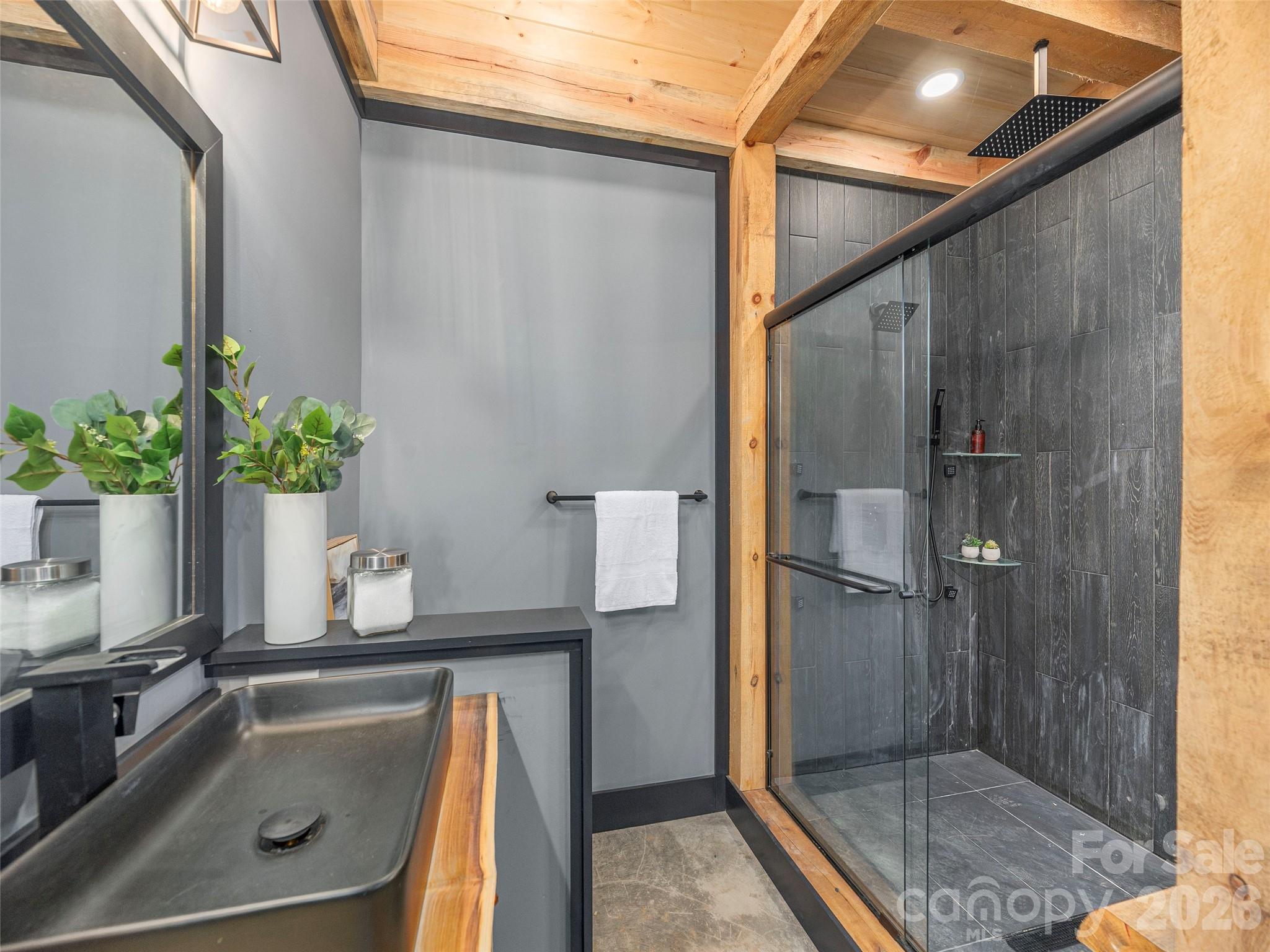 55 Dean Riddle Drive — Waynesville
