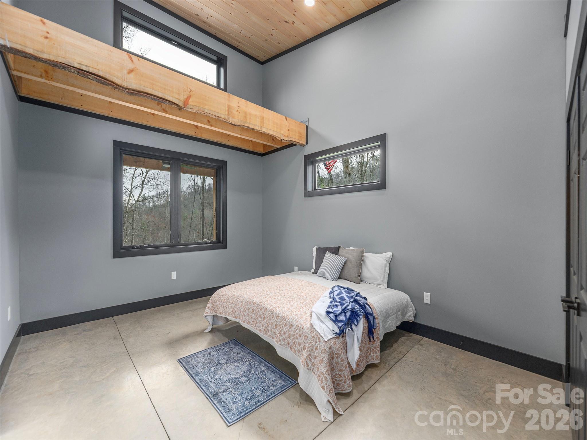 55 Dean Riddle Drive — Waynesville