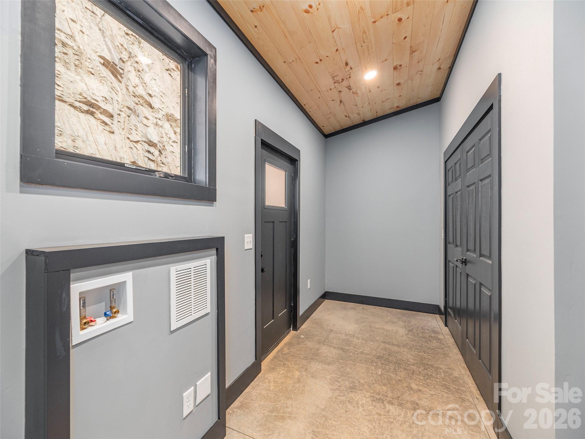 55 Dean Riddle Drive — Waynesville
