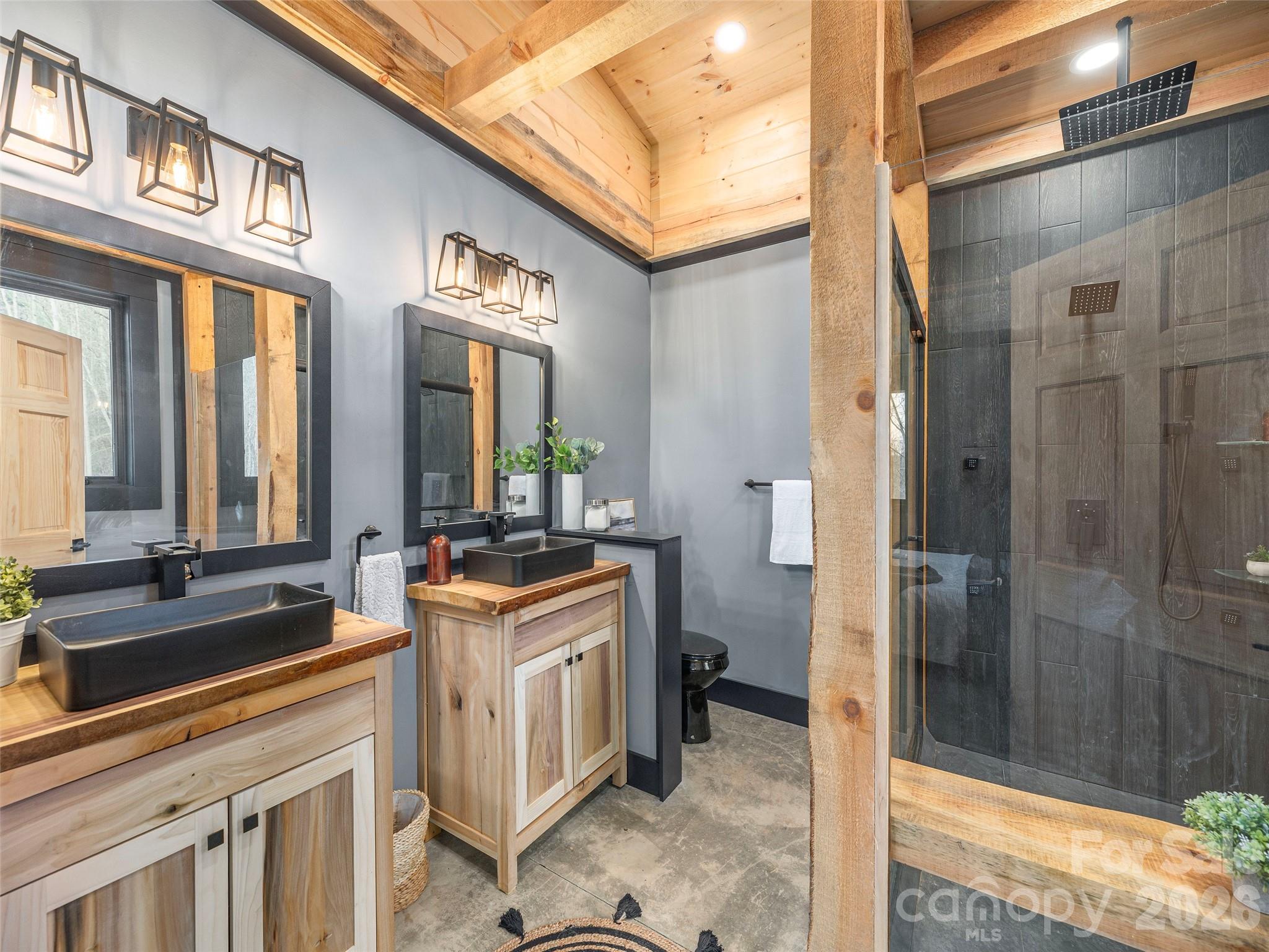 55 Dean Riddle Drive — Waynesville