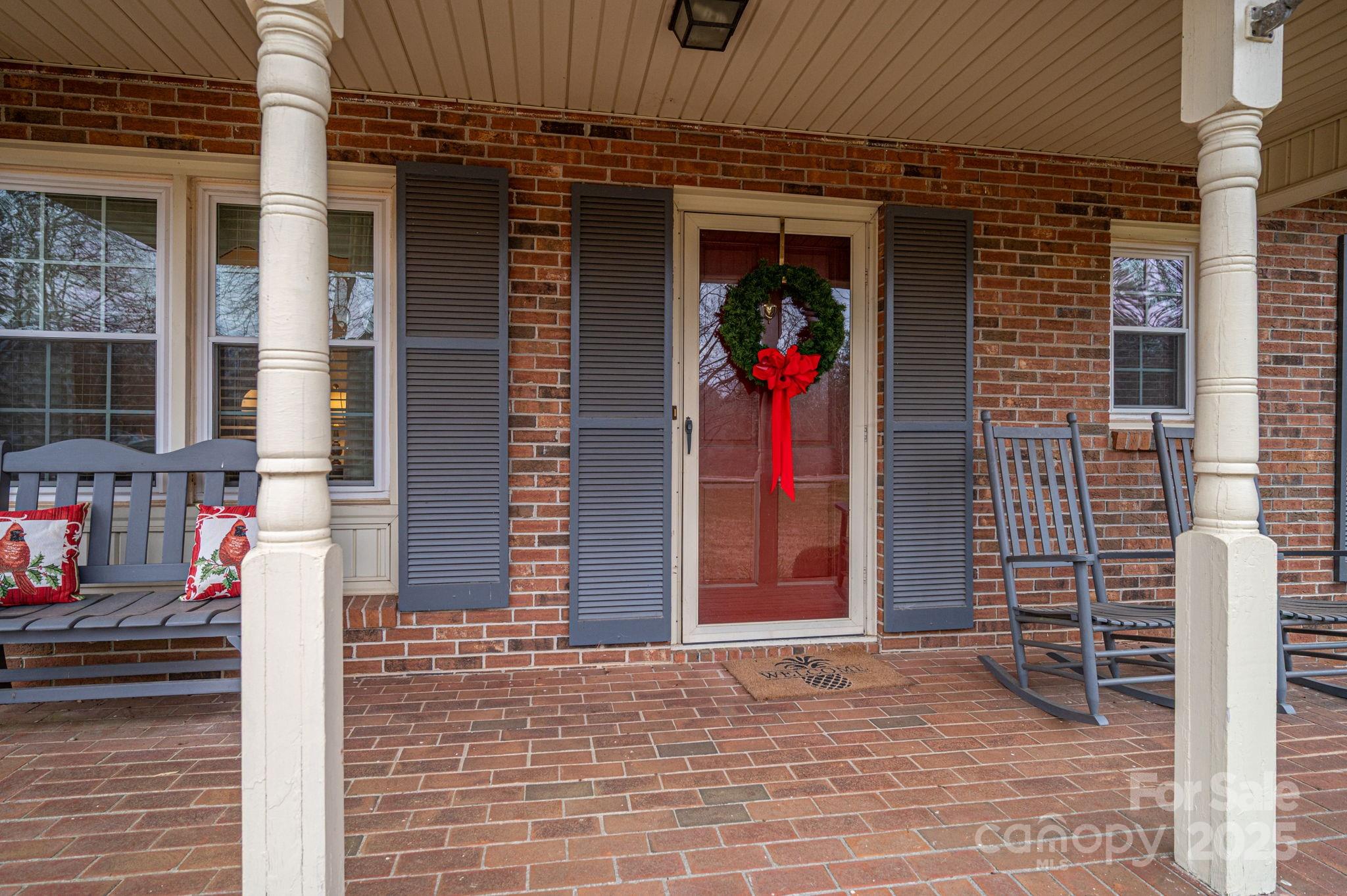 113 Old Stagecoach Road — Lawndale