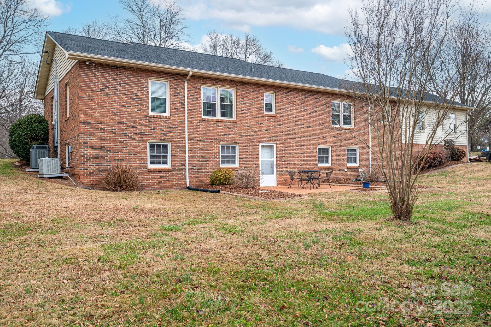 113 Old Stagecoach Road — Lawndale