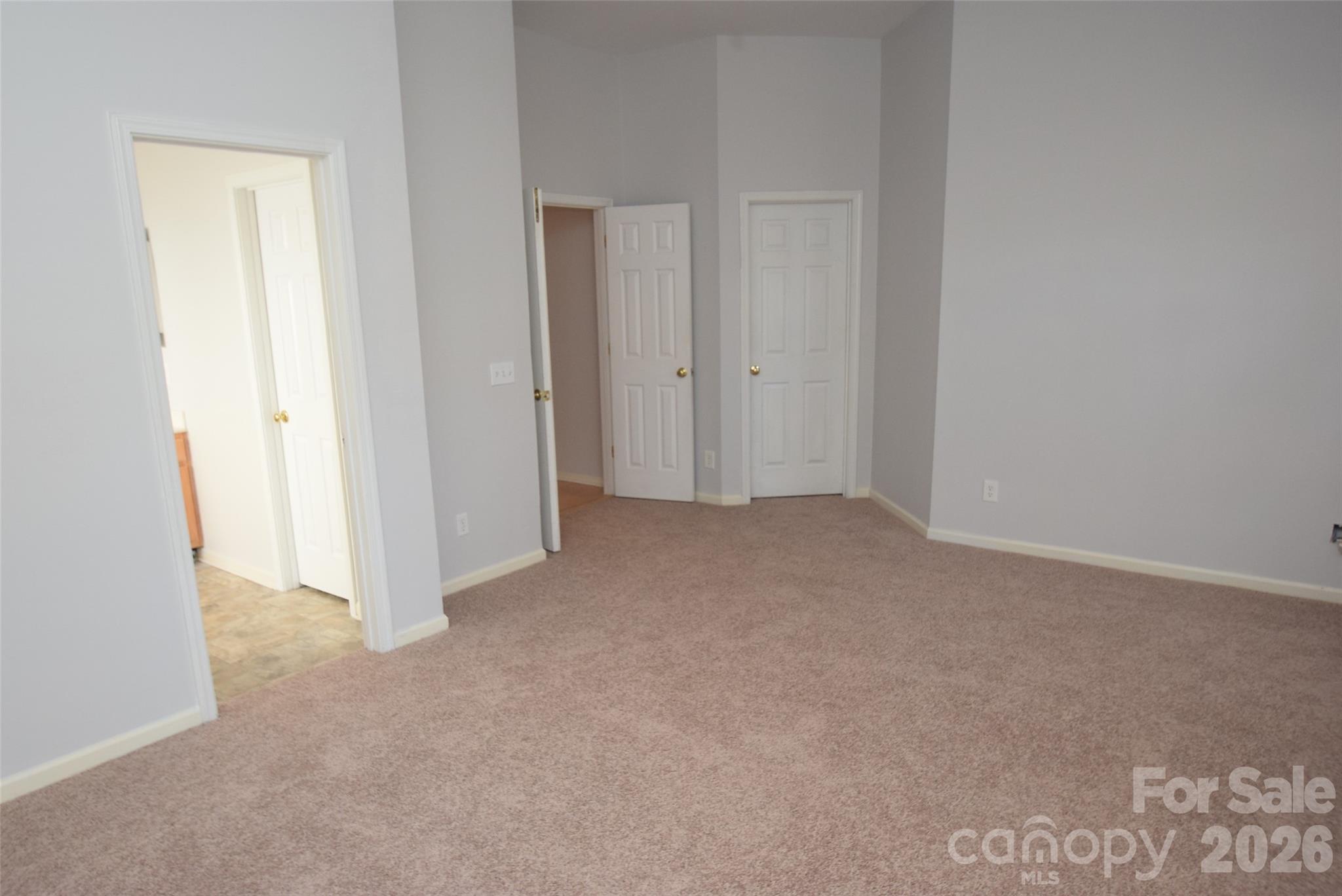 10214 Stoneykirk Lane — Charlotte