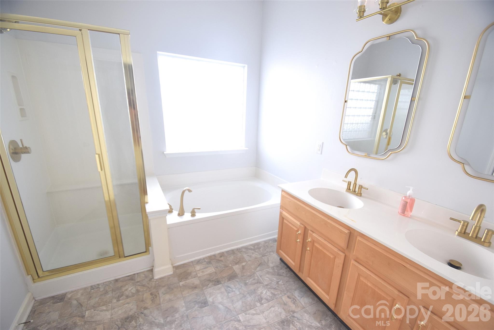 10214 Stoneykirk Lane — Charlotte