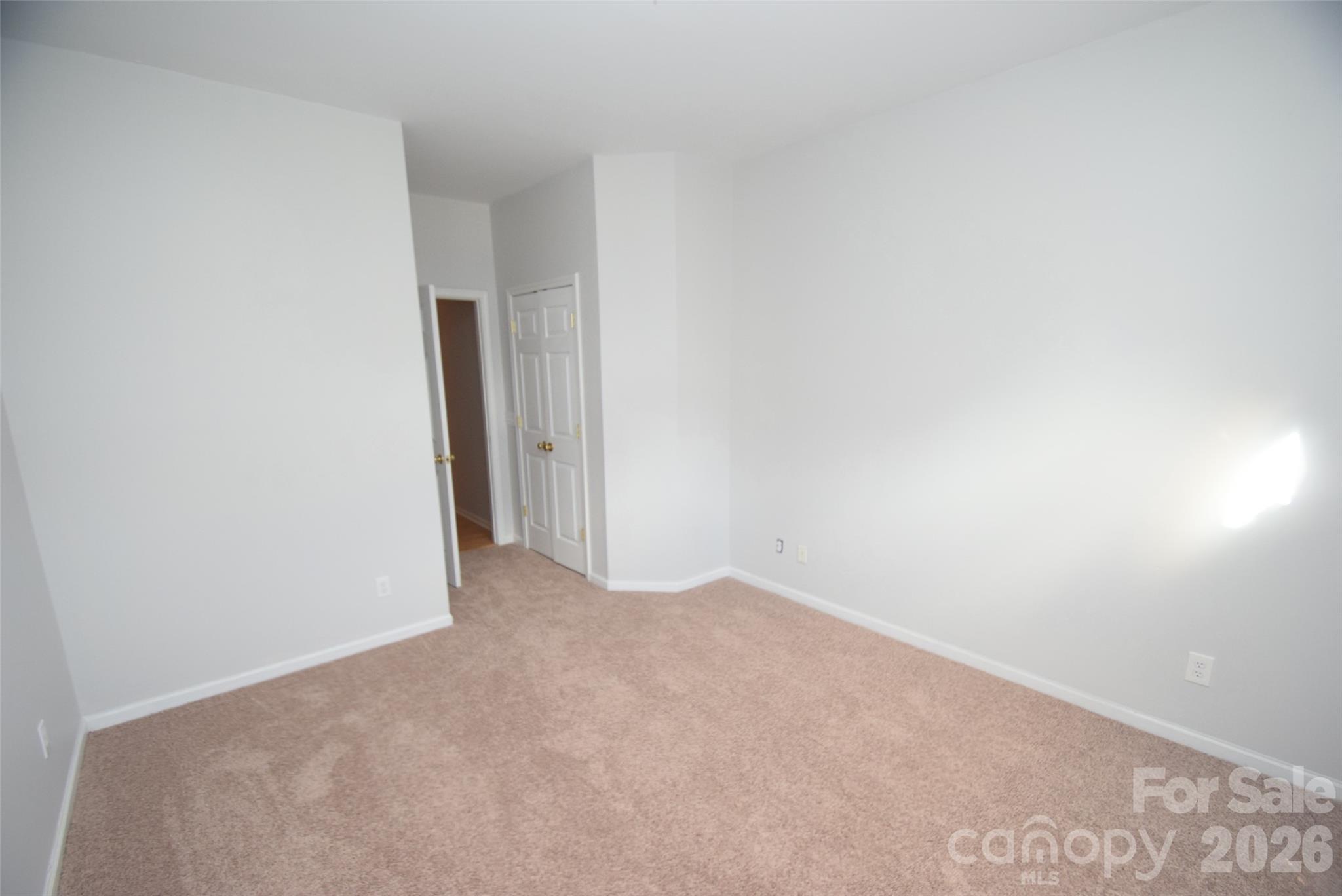 10214 Stoneykirk Lane — Charlotte