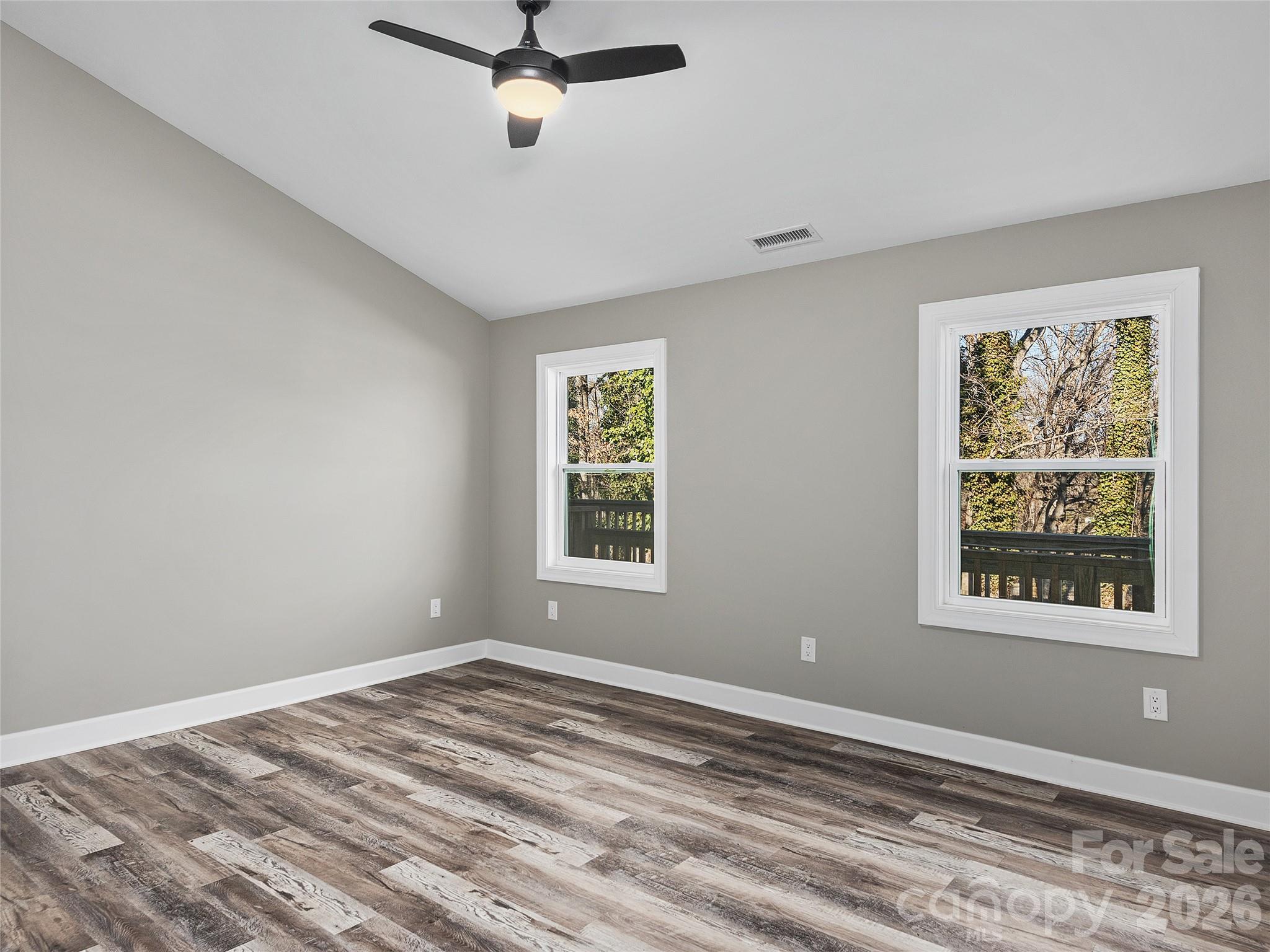 611 Peniel Road — Columbus