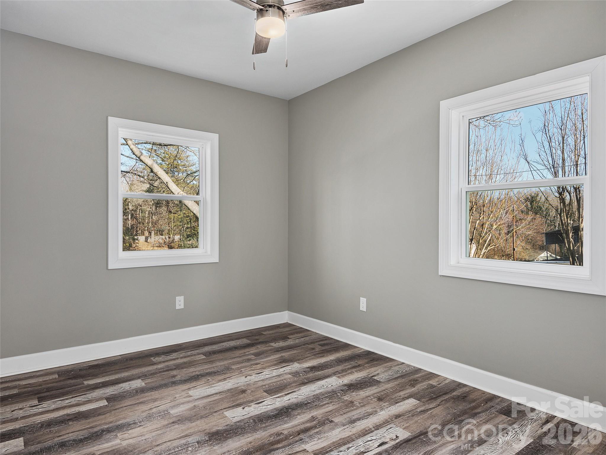 611 Peniel Road — Columbus