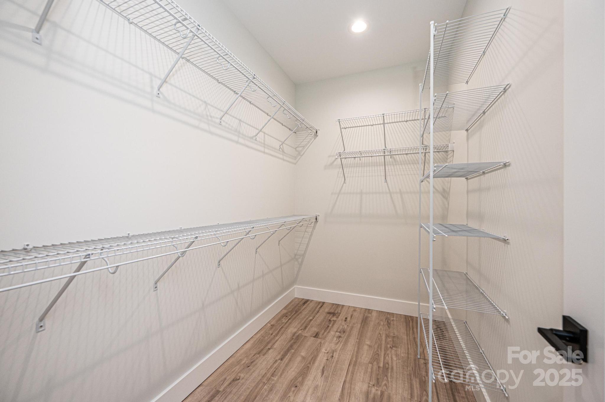 1328 33rd Avenue Drive NE — Hickory