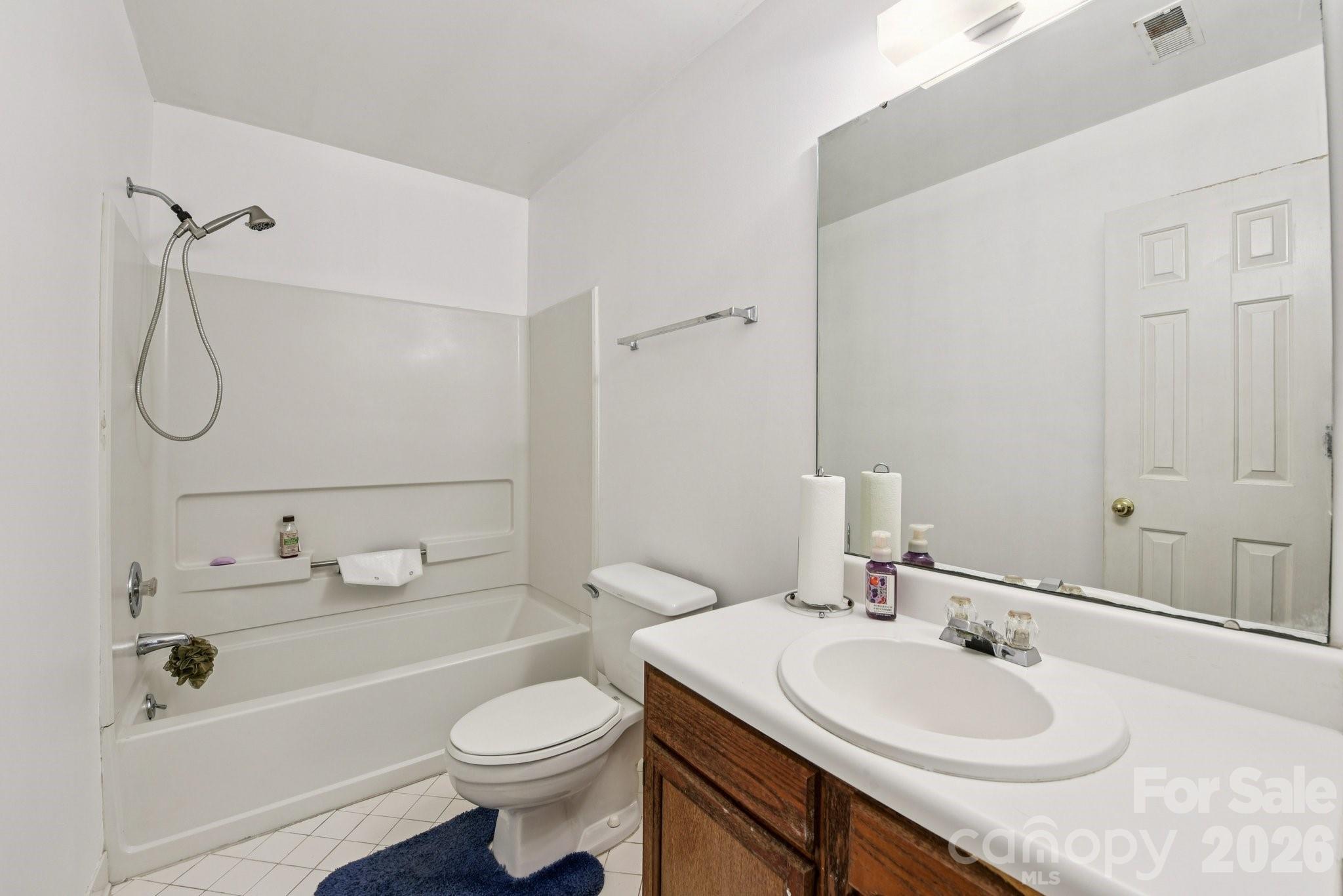 6025 Crape Myrtle Lane — Charlotte