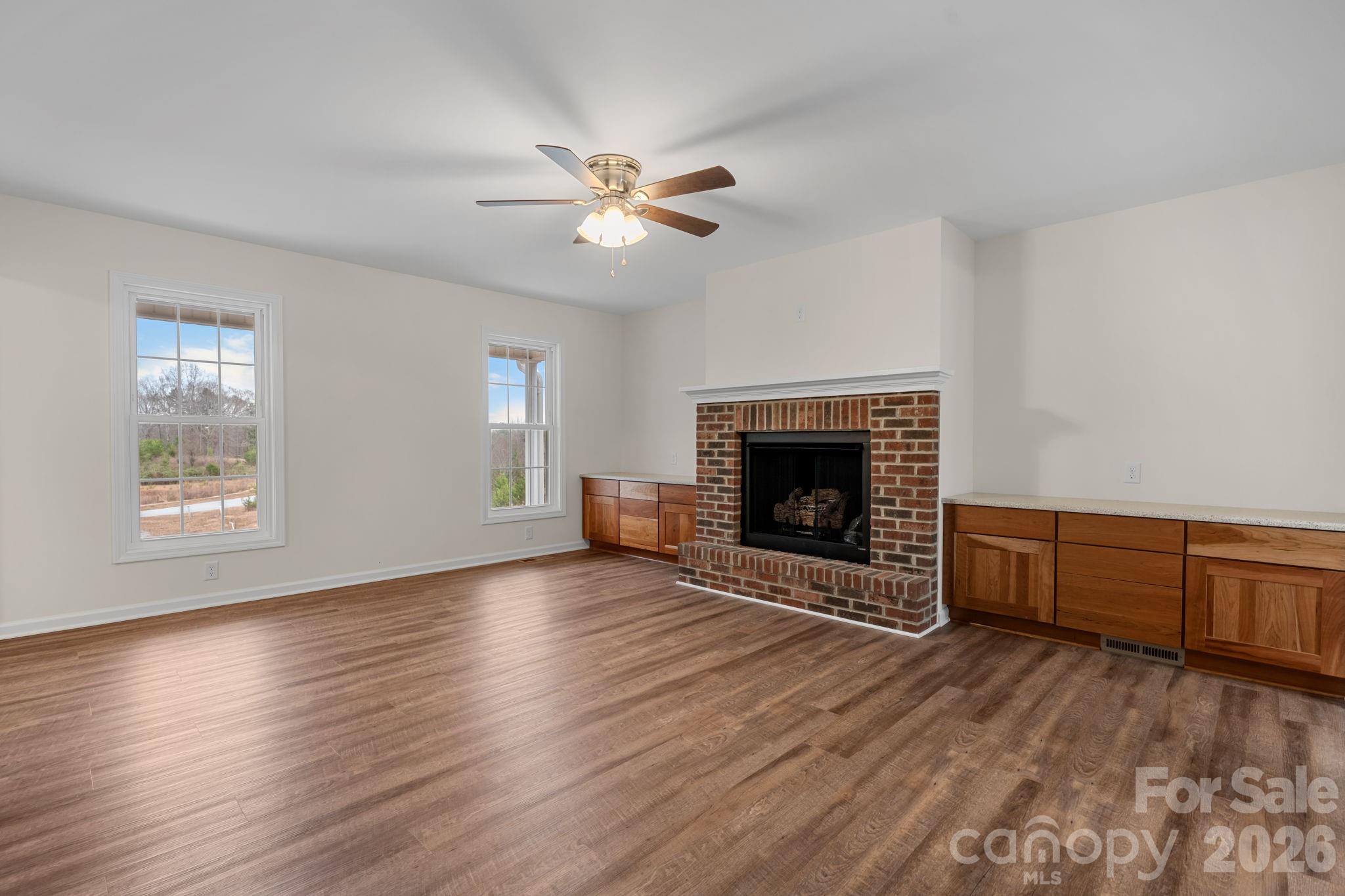 3723 Franklin Court — Newton