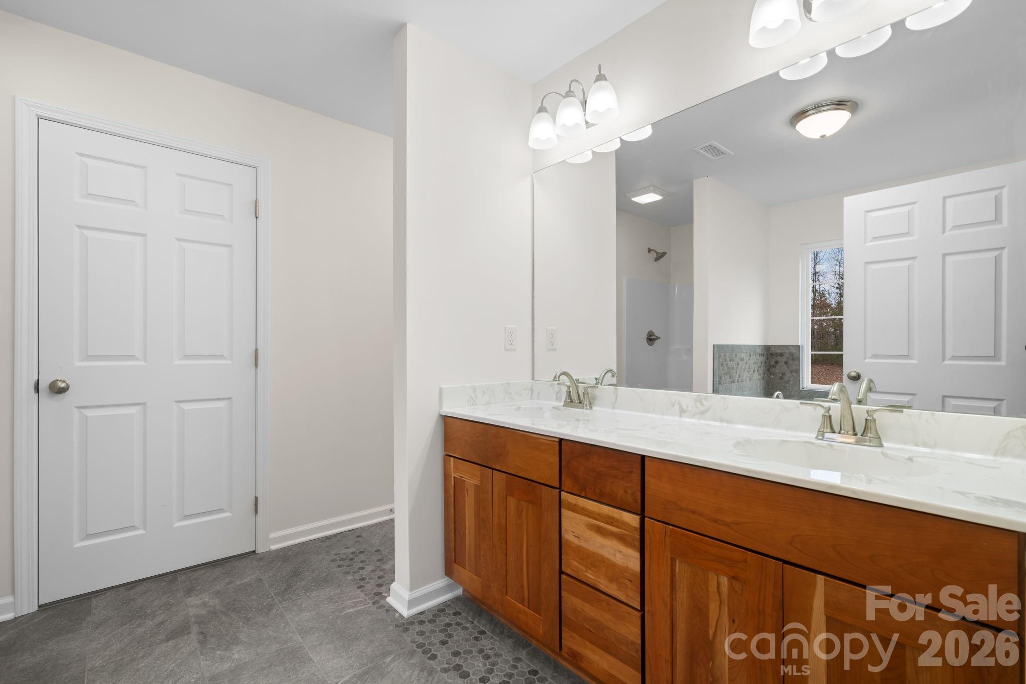 3723 Franklin Court — Newton