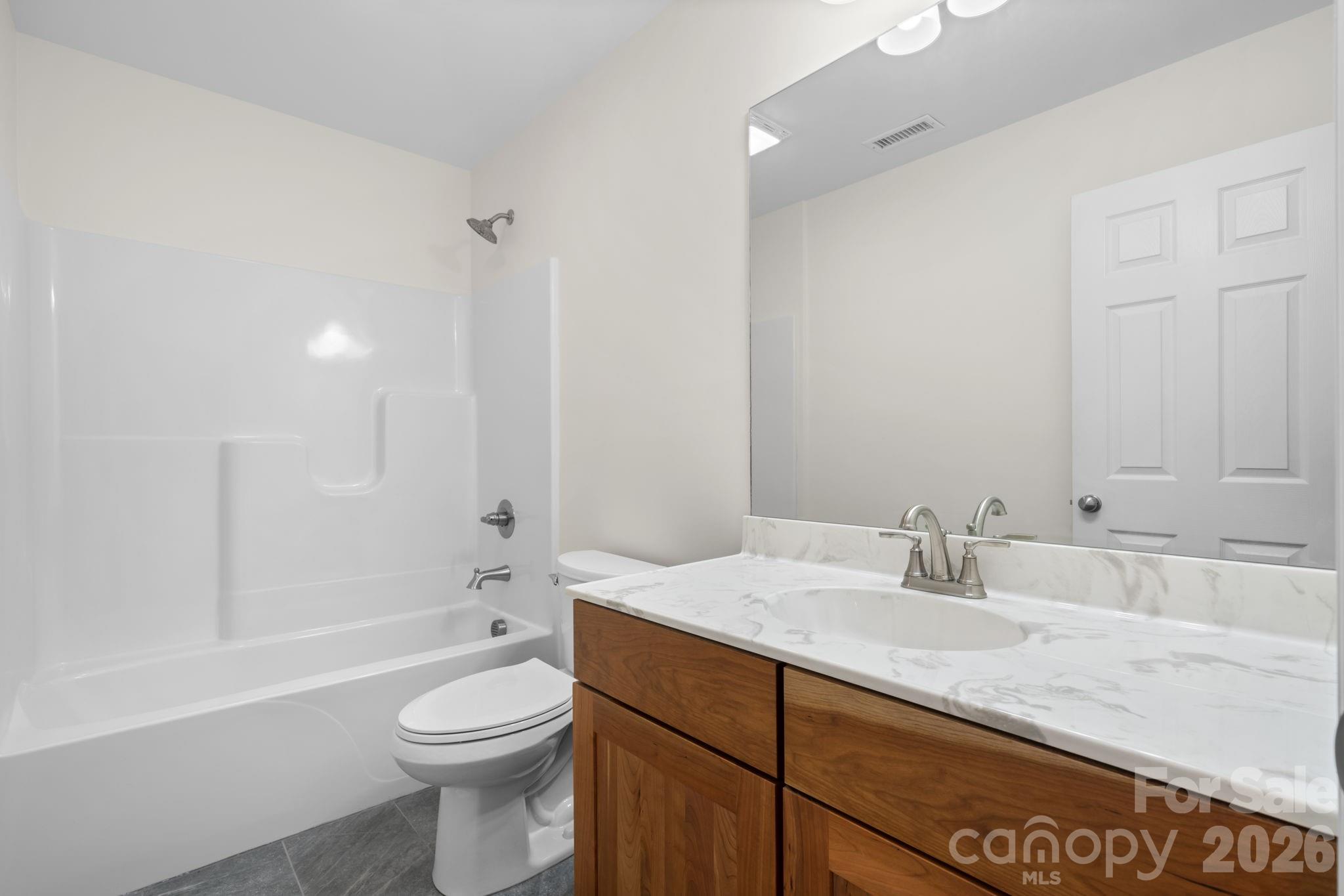 3723 Franklin Court — Newton