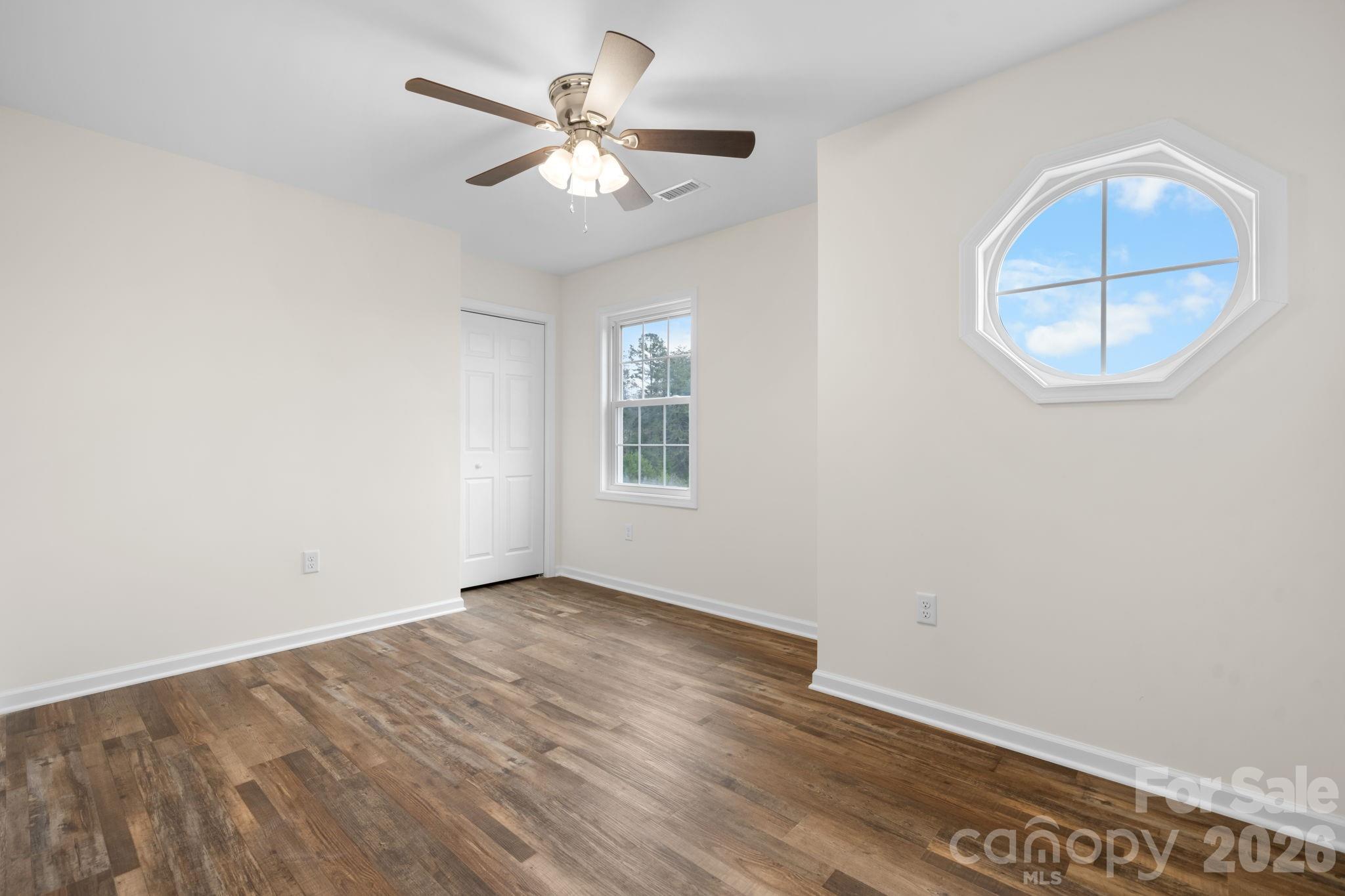 3723 Franklin Court — Newton