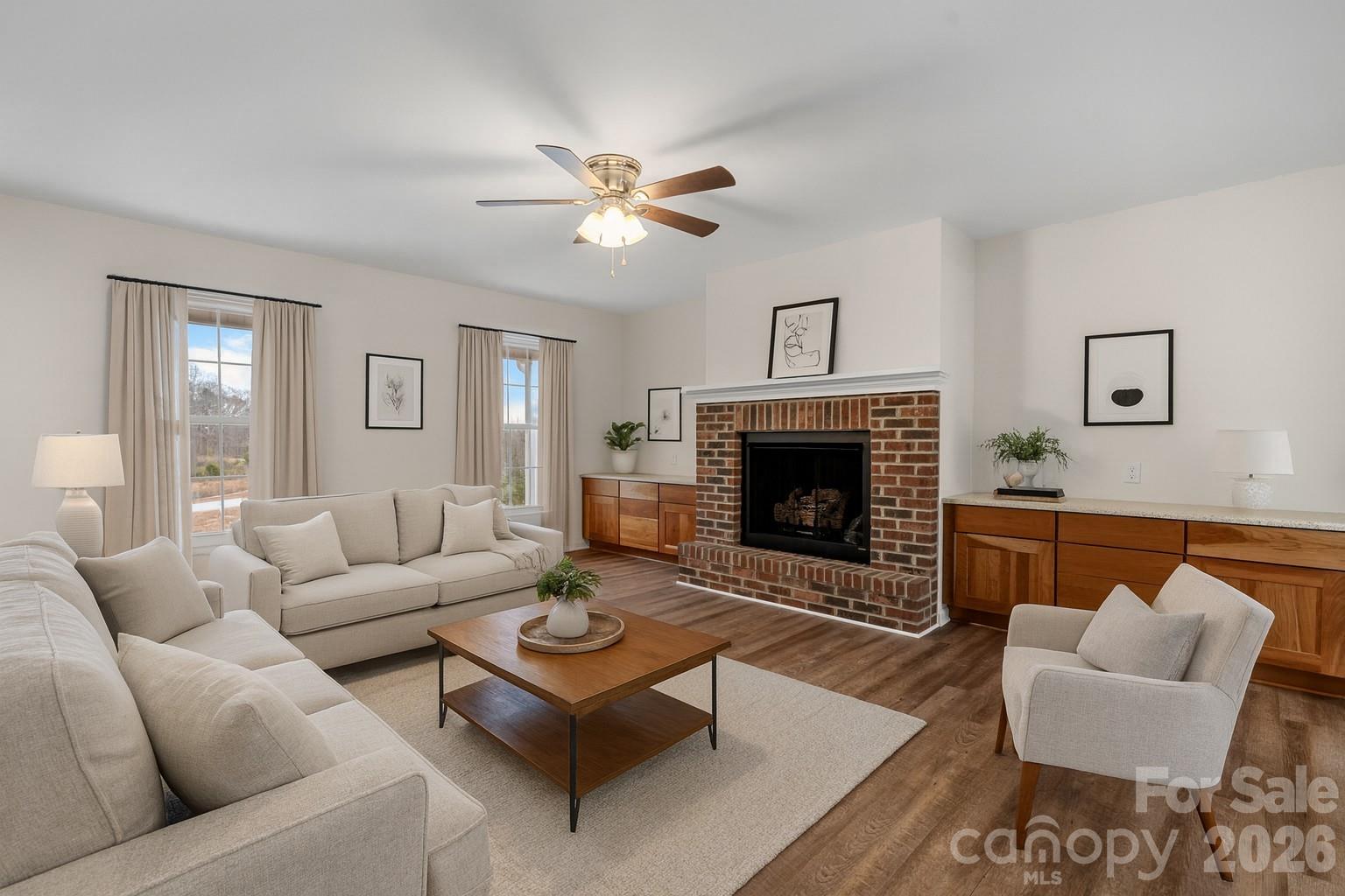 3723 Franklin Court — Newton