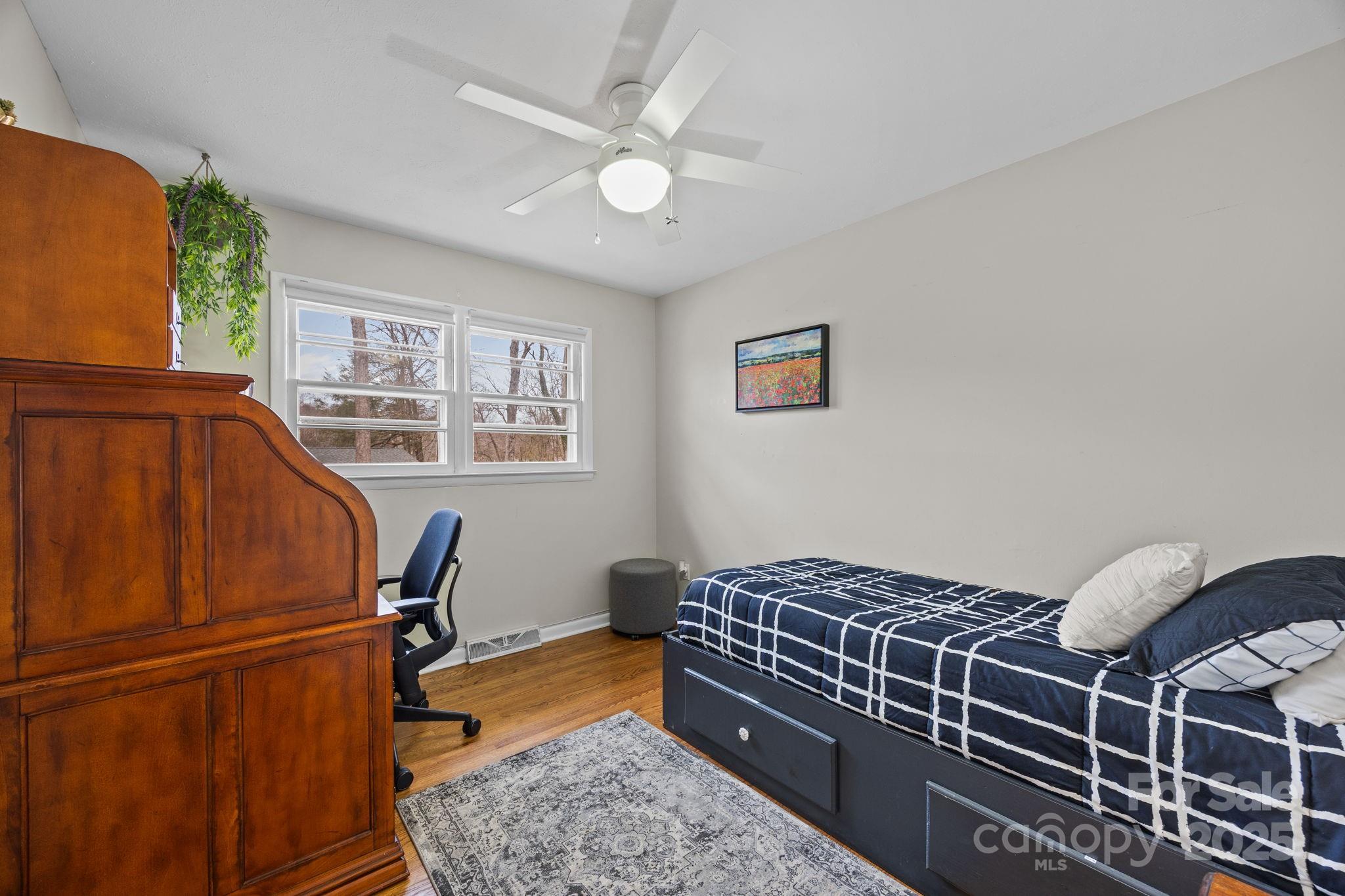 196 Weston Road — Arden